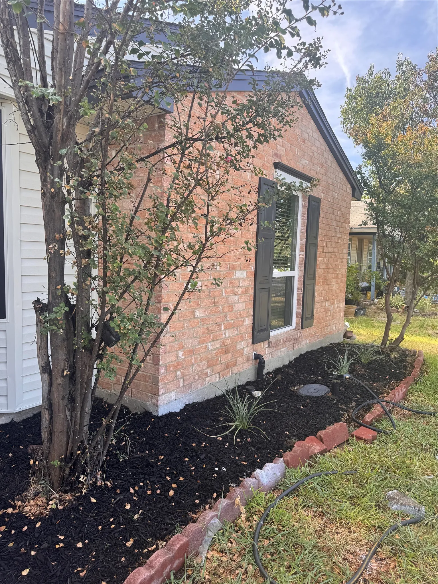 Single Family Residence For Rent in Denton County , 7512 Independence Drive, The Colony, Texas 75056, 3 Bedroom, 1 Bathroom, 1 Garage spaces, 1,086 Sqft, built in 1982, mls#21353912, Real Estate Agent in The Colony, Homes For Rent in Denton county, Homes For Rent in The Colony, Realtor in The Colony Texas, Real Estate Brokerage Independent Realty Texas, Luminita Cordes Realtor