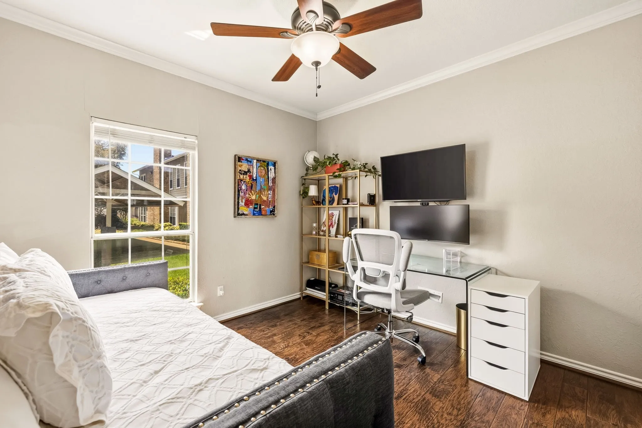 Condominium For Sale in Dallas County , 8600 Coppertowne Lane 304, Dallas, Texas 75243, 2 Bedroom, 2 Bathroom, Garage spaces, 1,090 Sqft, built in 1982, mls#21343415, Real Estate Agent in Dallas, Homes For Sale in Dallas county, Homes For Sale in Dallas, Realtor in Dallas Texas, Real Estate Brokerage Independent Realty Texas, Luminita Cordes Realtor