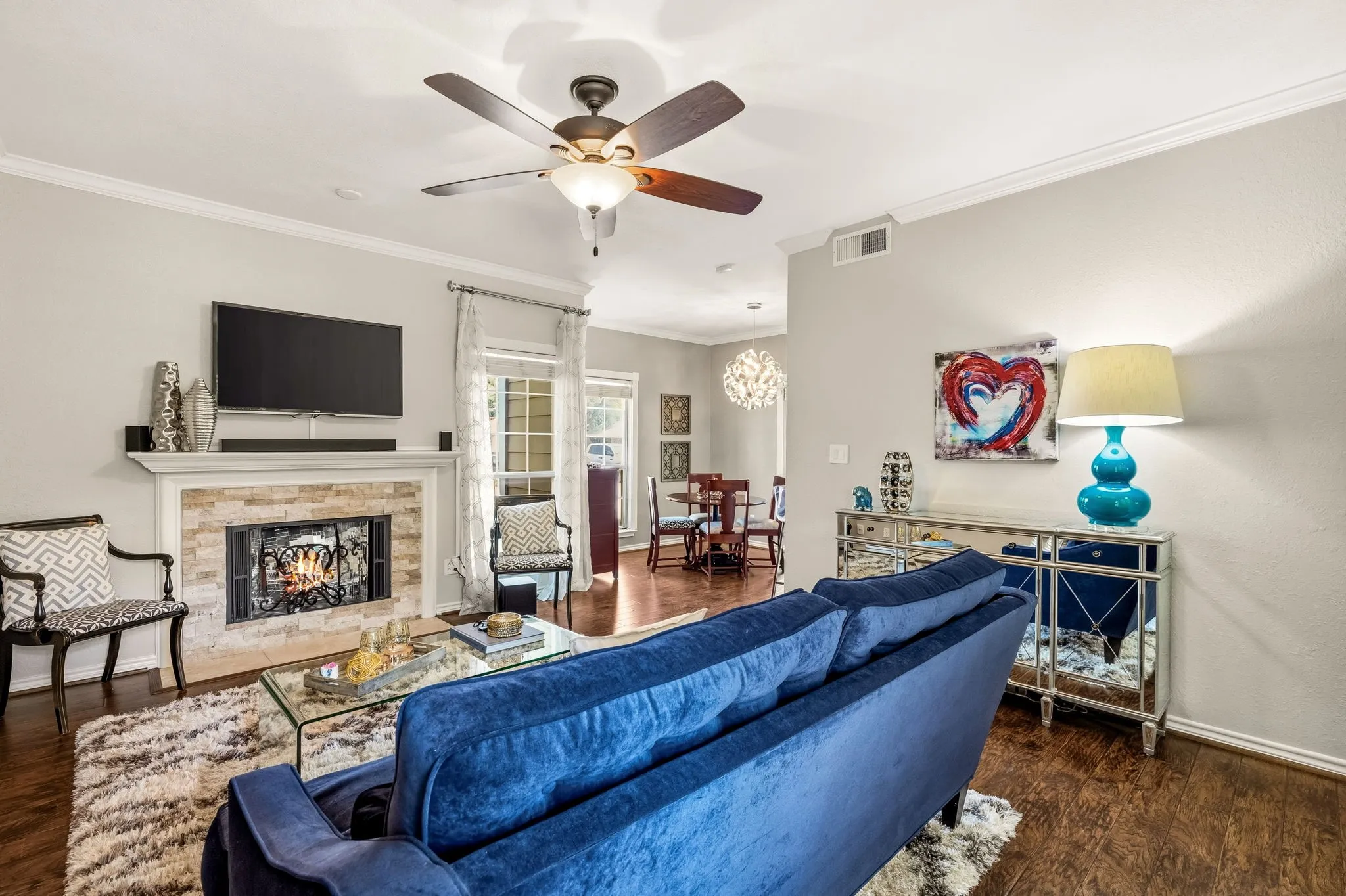 Condominium For Sale in Dallas County , 8600 Coppertowne Lane 304, Dallas, Texas 75243, 2 Bedroom, 2 Bathroom, Garage spaces, 1,090 Sqft, built in 1982, mls#21343415, Real Estate Agent in Dallas, Homes For Sale in Dallas county, Homes For Sale in Dallas, Realtor in Dallas Texas, Real Estate Brokerage Independent Realty Texas, Luminita Cordes Realtor