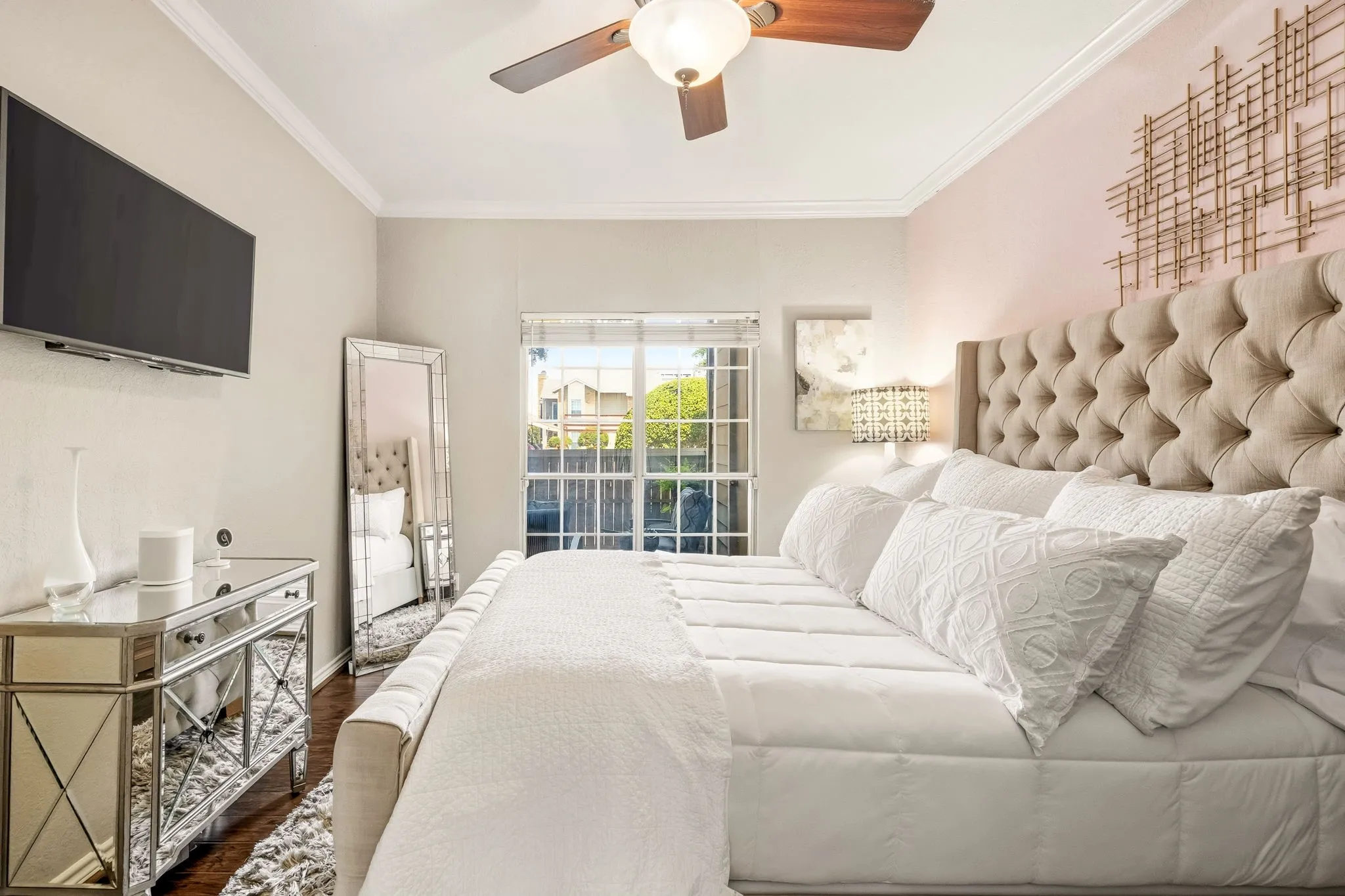 Condominium For Sale in Dallas County , 8600 Coppertowne Lane 304, Dallas, Texas 75243, 2 Bedroom, 2 Bathroom, Garage spaces, 1,090 Sqft, built in 1982, mls#21343415, Real Estate Agent in Dallas, Homes For Sale in Dallas county, Homes For Sale in Dallas, Realtor in Dallas Texas, Real Estate Brokerage Independent Realty Texas, Luminita Cordes Realtor