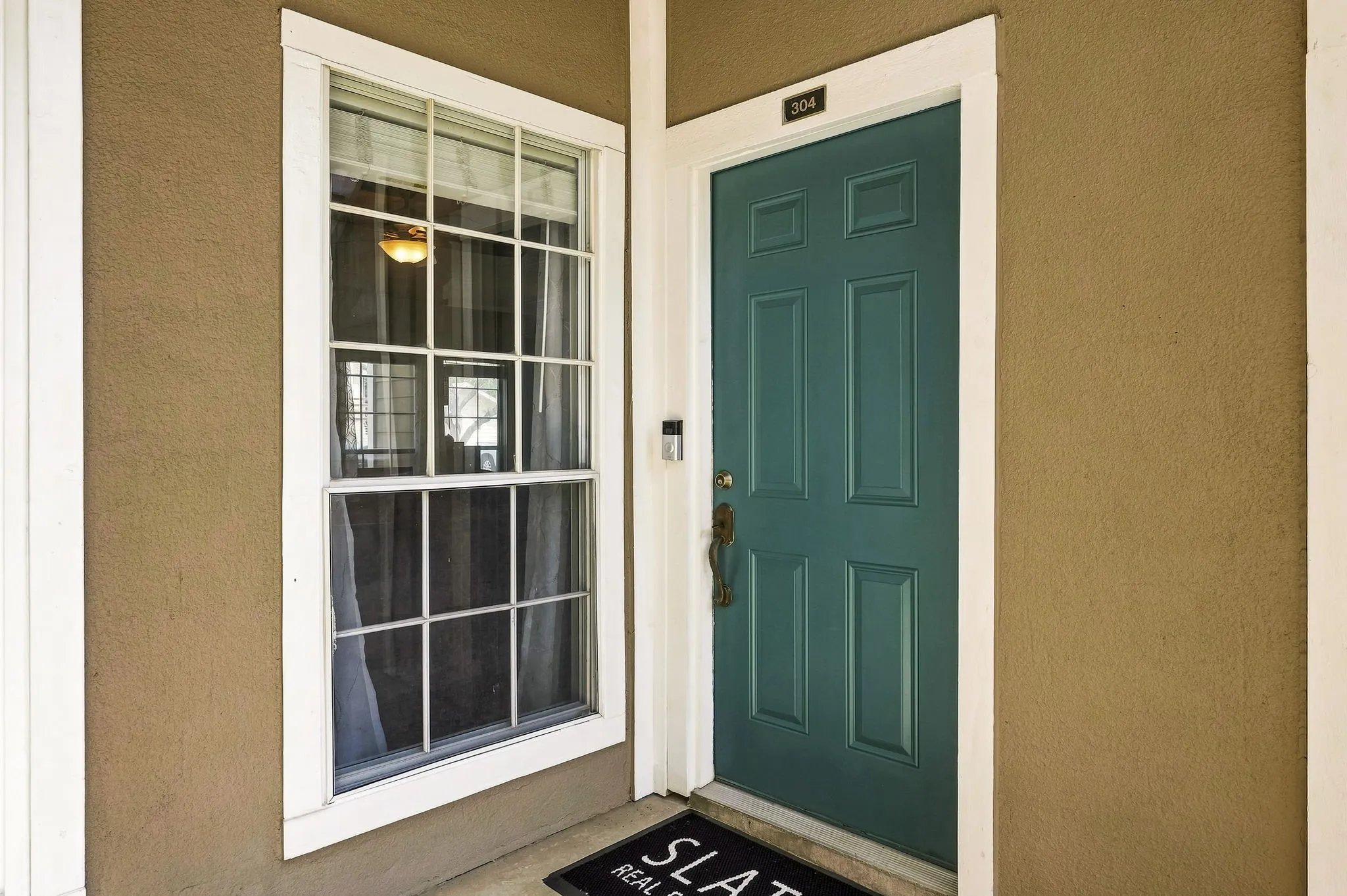 Condominium For Sale in Dallas County , 8600 Coppertowne Lane 304, Dallas, Texas 75243, 2 Bedroom, 2 Bathroom, Garage spaces, 1,090 Sqft, built in 1982, mls#21343415, Real Estate Agent in Dallas, Homes For Sale in Dallas county, Homes For Sale in Dallas, Realtor in Dallas Texas, Real Estate Brokerage Independent Realty Texas, Luminita Cordes Realtor