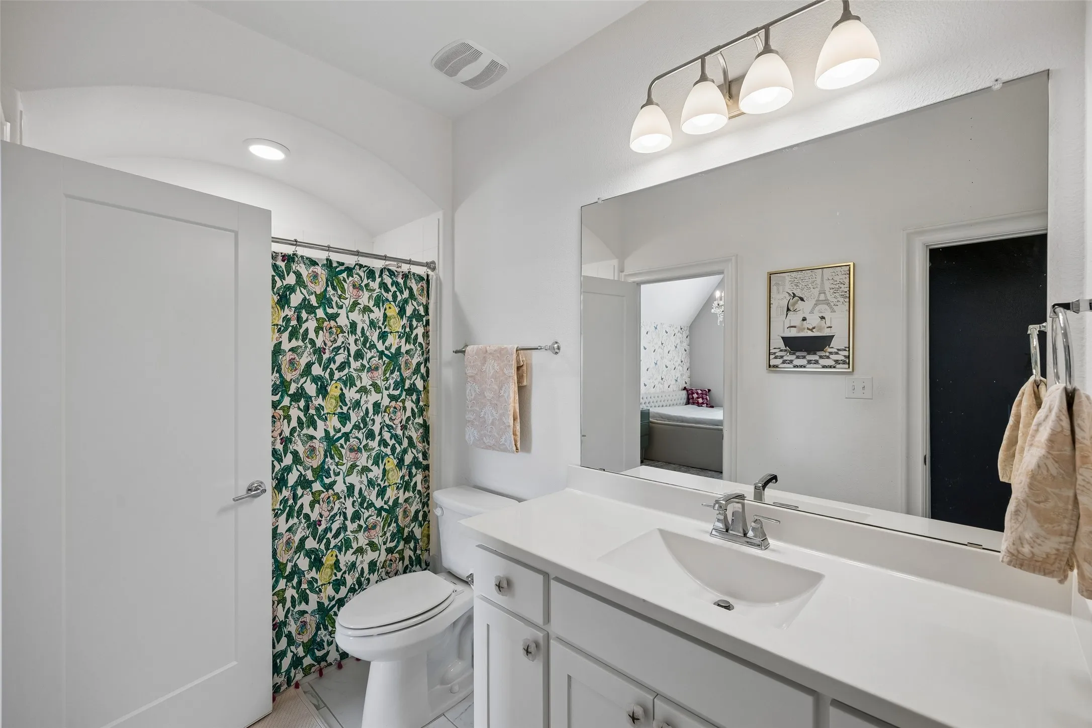 Single Family Residence For Sale in Collin County , 3378 Waverly Drive, Celina, Texas 75009, 5 Bedroom, 6 Bathroom, 3 Garage spaces, 4,680 Sqft, built in 2017, mls#21350590, Real Estate Agent in Celina, Homes For Sale in Collin county, Homes For Sale in Celina, Realtor in Celina Texas, Real Estate Brokerage Independent Realty Texas, Luminita Cordes Realtor