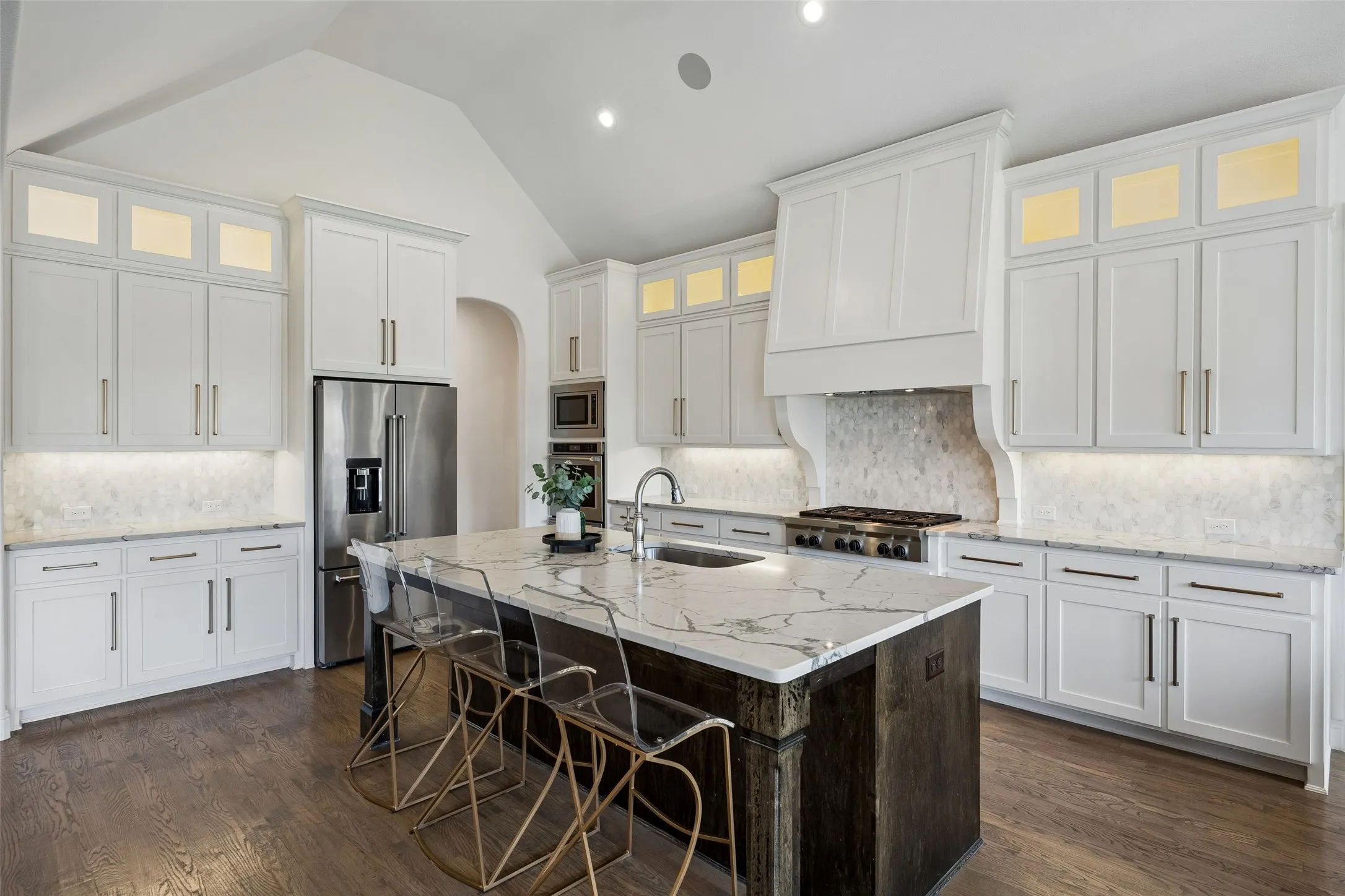 Single Family Residence For Sale in Collin County , 3378 Waverly Drive, Celina, Texas 75009, 5 Bedroom, 6 Bathroom, 3 Garage spaces, 4,680 Sqft, built in 2017, mls#21350590, Real Estate Agent in Celina, Homes For Sale in Collin county, Homes For Sale in Celina, Realtor in Celina Texas, Real Estate Brokerage Independent Realty Texas, Luminita Cordes Realtor