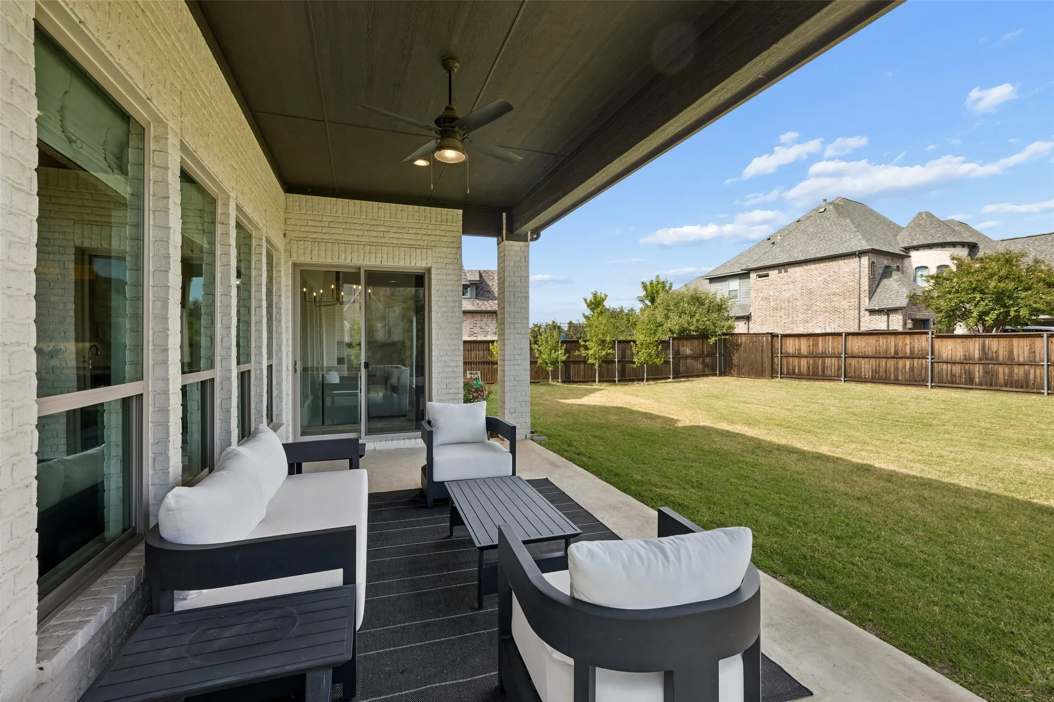 Single Family Residence For Sale in Collin County , 3378 Waverly Drive, Celina, Texas 75009, 5 Bedroom, 6 Bathroom, 3 Garage spaces, 4,680 Sqft, built in 2017, mls#21350590, Real Estate Agent in Celina, Homes For Sale in Collin county, Homes For Sale in Celina, Realtor in Celina Texas, Real Estate Brokerage Independent Realty Texas, Luminita Cordes Realtor