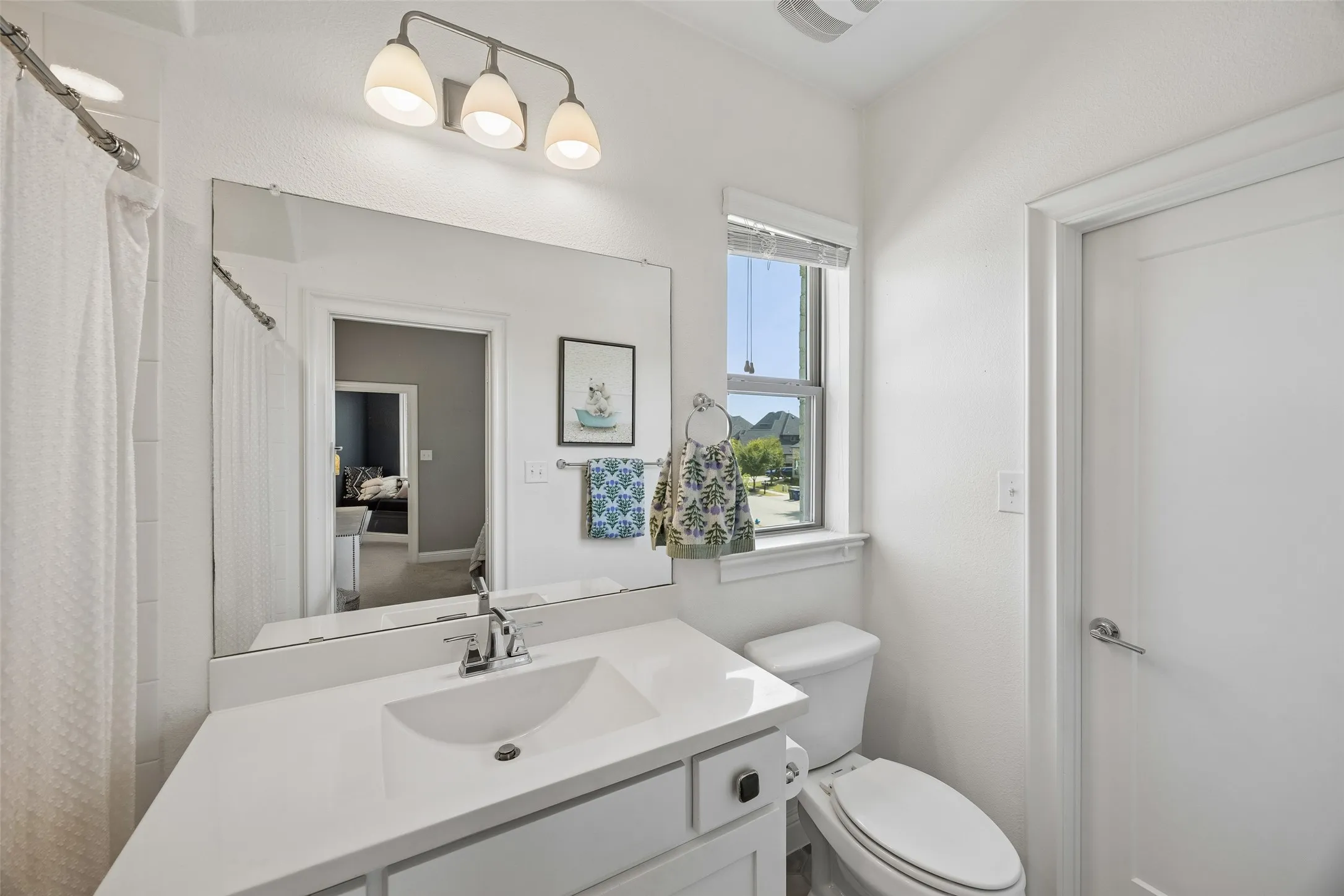 Single Family Residence For Sale in Collin County , 3378 Waverly Drive, Celina, Texas 75009, 5 Bedroom, 6 Bathroom, 3 Garage spaces, 4,680 Sqft, built in 2017, mls#21350590, Real Estate Agent in Celina, Homes For Sale in Collin county, Homes For Sale in Celina, Realtor in Celina Texas, Real Estate Brokerage Independent Realty Texas, Luminita Cordes Realtor