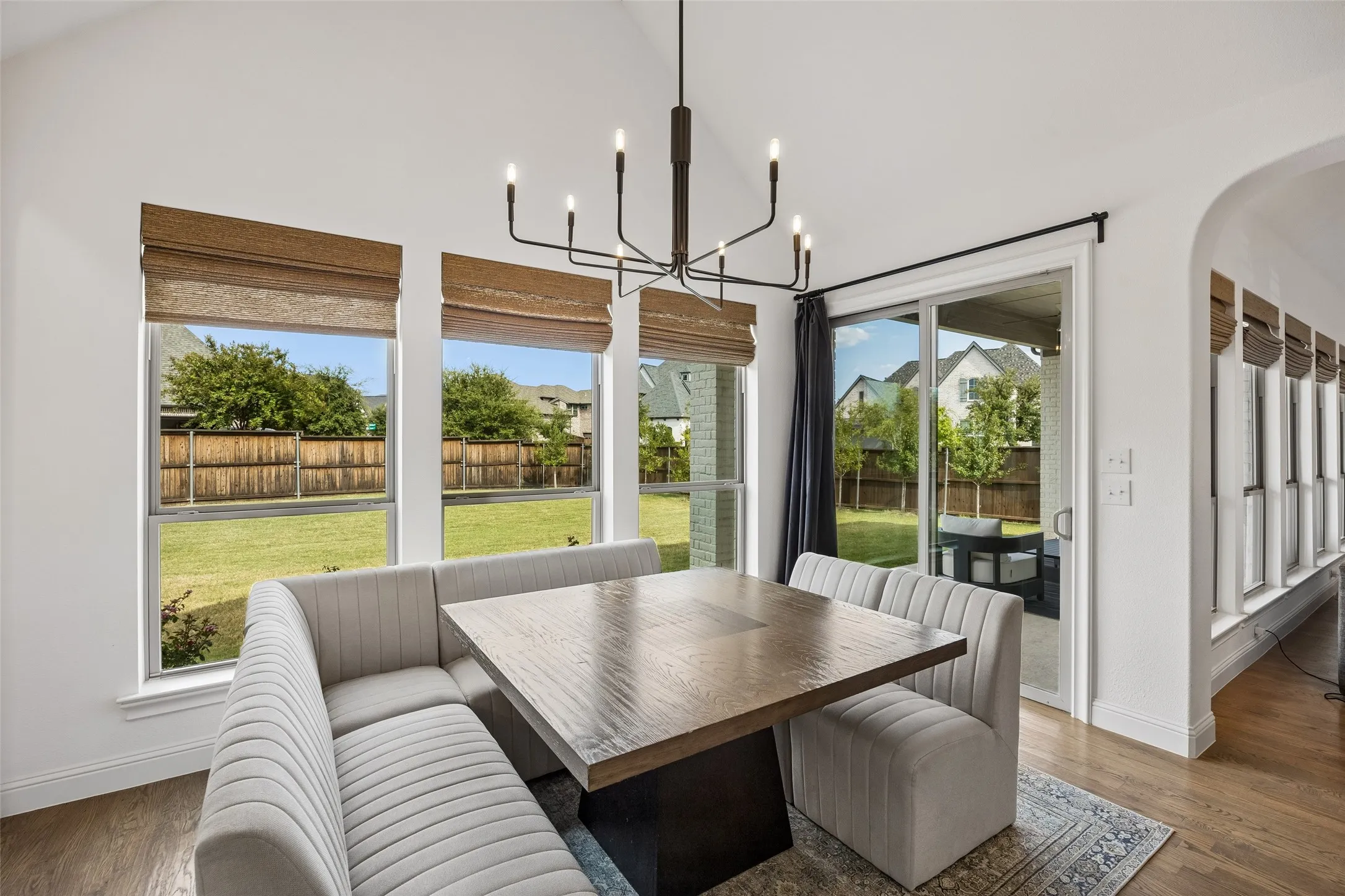 Single Family Residence For Sale in Collin County , 3378 Waverly Drive, Celina, Texas 75009, 5 Bedroom, 6 Bathroom, 3 Garage spaces, 4,680 Sqft, built in 2017, mls#21350590, Real Estate Agent in Celina, Homes For Sale in Collin county, Homes For Sale in Celina, Realtor in Celina Texas, Real Estate Brokerage Independent Realty Texas, Luminita Cordes Realtor