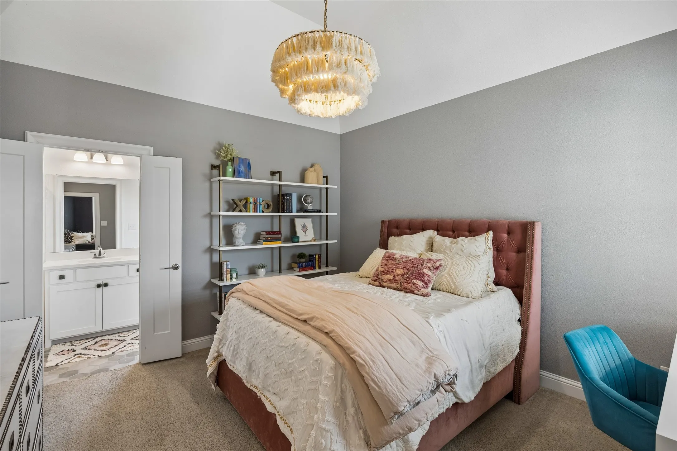 Single Family Residence For Sale in Collin County , 3378 Waverly Drive, Celina, Texas 75009, 5 Bedroom, 6 Bathroom, 3 Garage spaces, 4,680 Sqft, built in 2017, mls#21350590, Real Estate Agent in Celina, Homes For Sale in Collin county, Homes For Sale in Celina, Realtor in Celina Texas, Real Estate Brokerage Independent Realty Texas, Luminita Cordes Realtor
