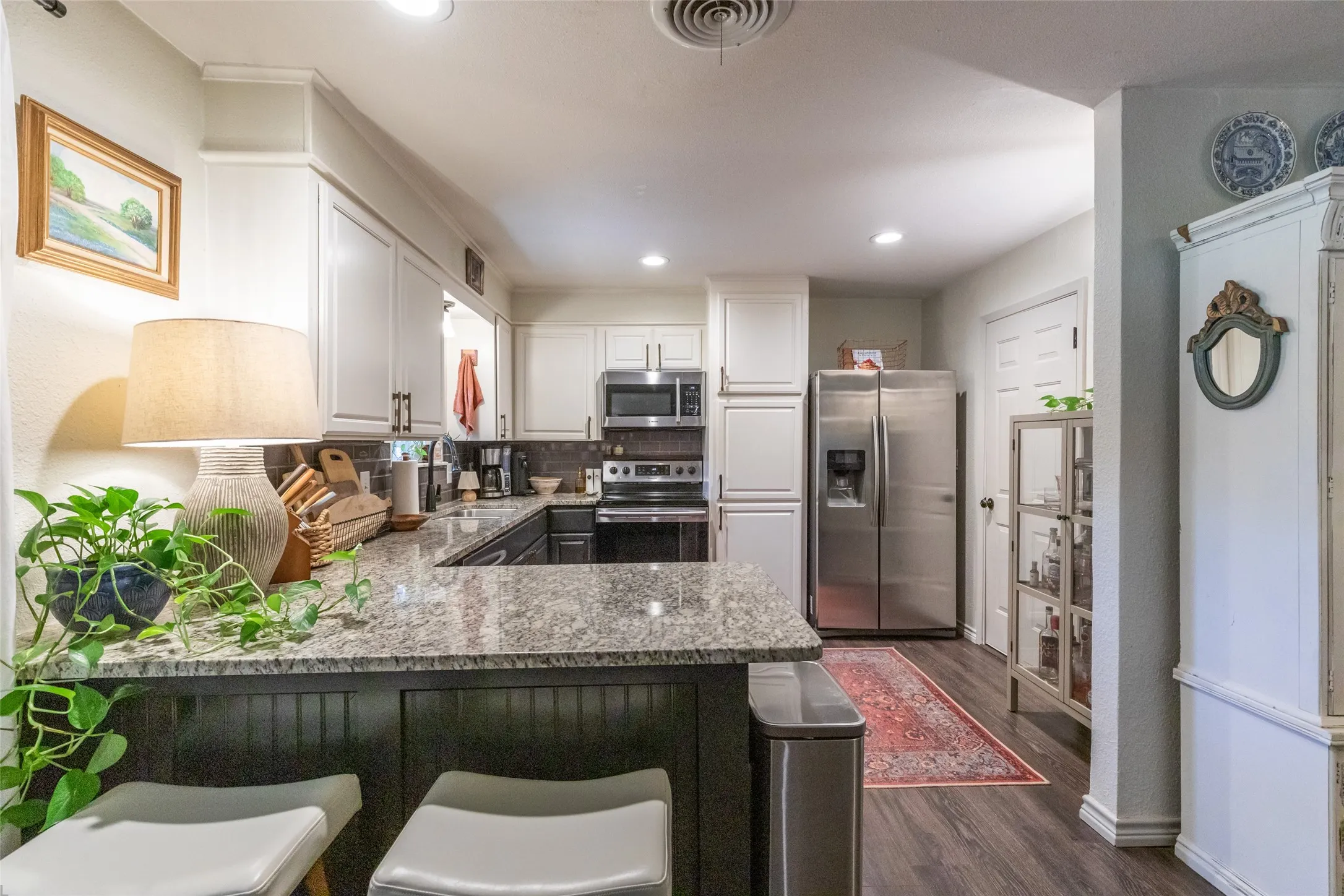 Single Family Residence For Sale in Taylor County , 1626 Marsalis Drive, Abilene, Texas 79603, 3 Bedroom, 2 Bathroom, 2 Garage spaces, 1,590 Sqft, built in 1963, mls#21353741, Real Estate Agent in Abilene, Homes For Sale in Taylor county, Homes For Sale in Abilene, Realtor in Abilene Texas, Real Estate Brokerage Independent Realty Texas, Luminita Cordes Realtor