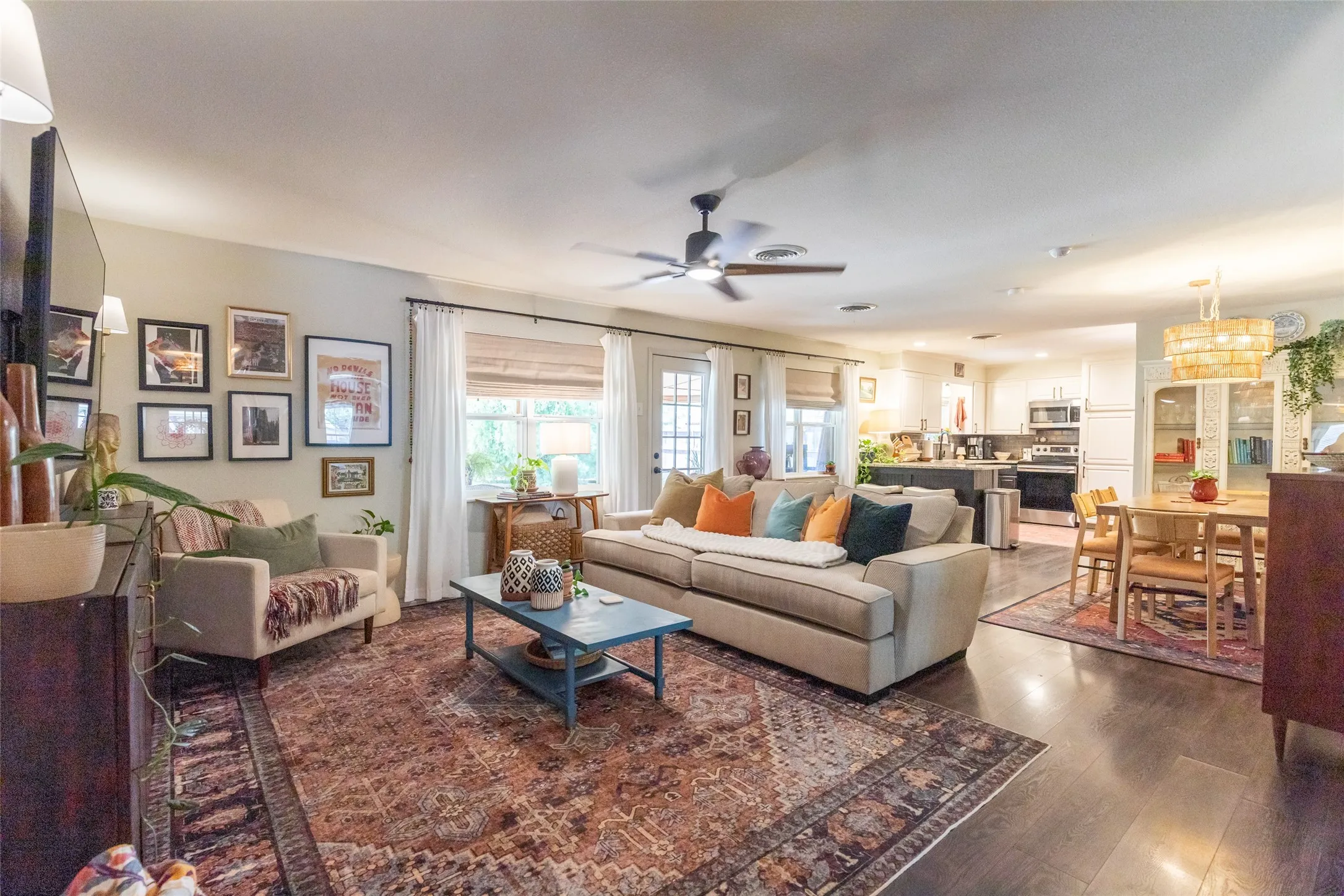 Single Family Residence For Sale in Taylor County , 1626 Marsalis Drive, Abilene, Texas 79603, 3 Bedroom, 2 Bathroom, 2 Garage spaces, 1,590 Sqft, built in 1963, mls#21353741, Real Estate Agent in Abilene, Homes For Sale in Taylor county, Homes For Sale in Abilene, Realtor in Abilene Texas, Real Estate Brokerage Independent Realty Texas, Luminita Cordes Realtor