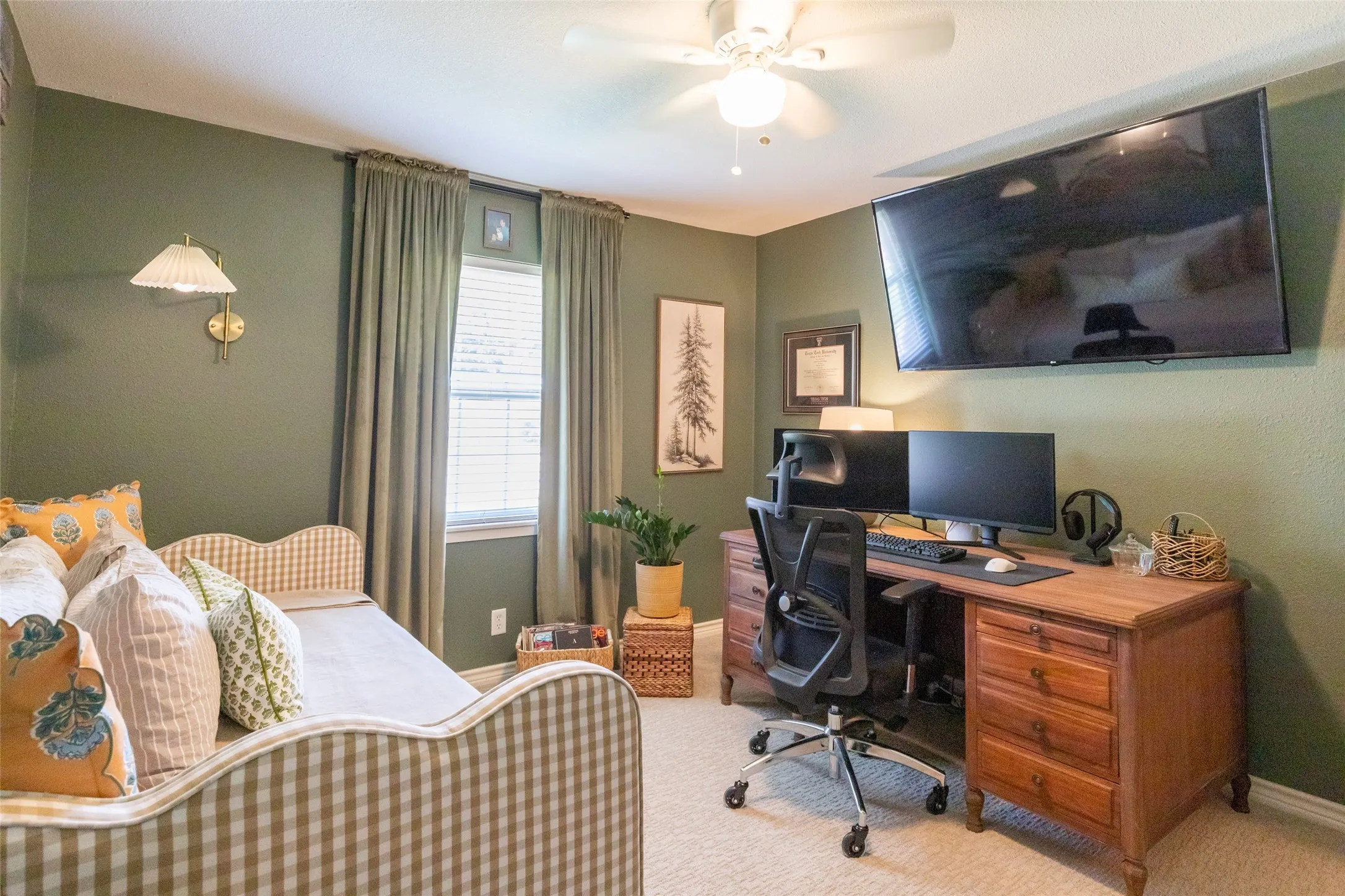 Single Family Residence For Sale in Taylor County , 1626 Marsalis Drive, Abilene, Texas 79603, 3 Bedroom, 2 Bathroom, 2 Garage spaces, 1,590 Sqft, built in 1963, mls#21353741, Real Estate Agent in Abilene, Homes For Sale in Taylor county, Homes For Sale in Abilene, Realtor in Abilene Texas, Real Estate Brokerage Independent Realty Texas, Luminita Cordes Realtor