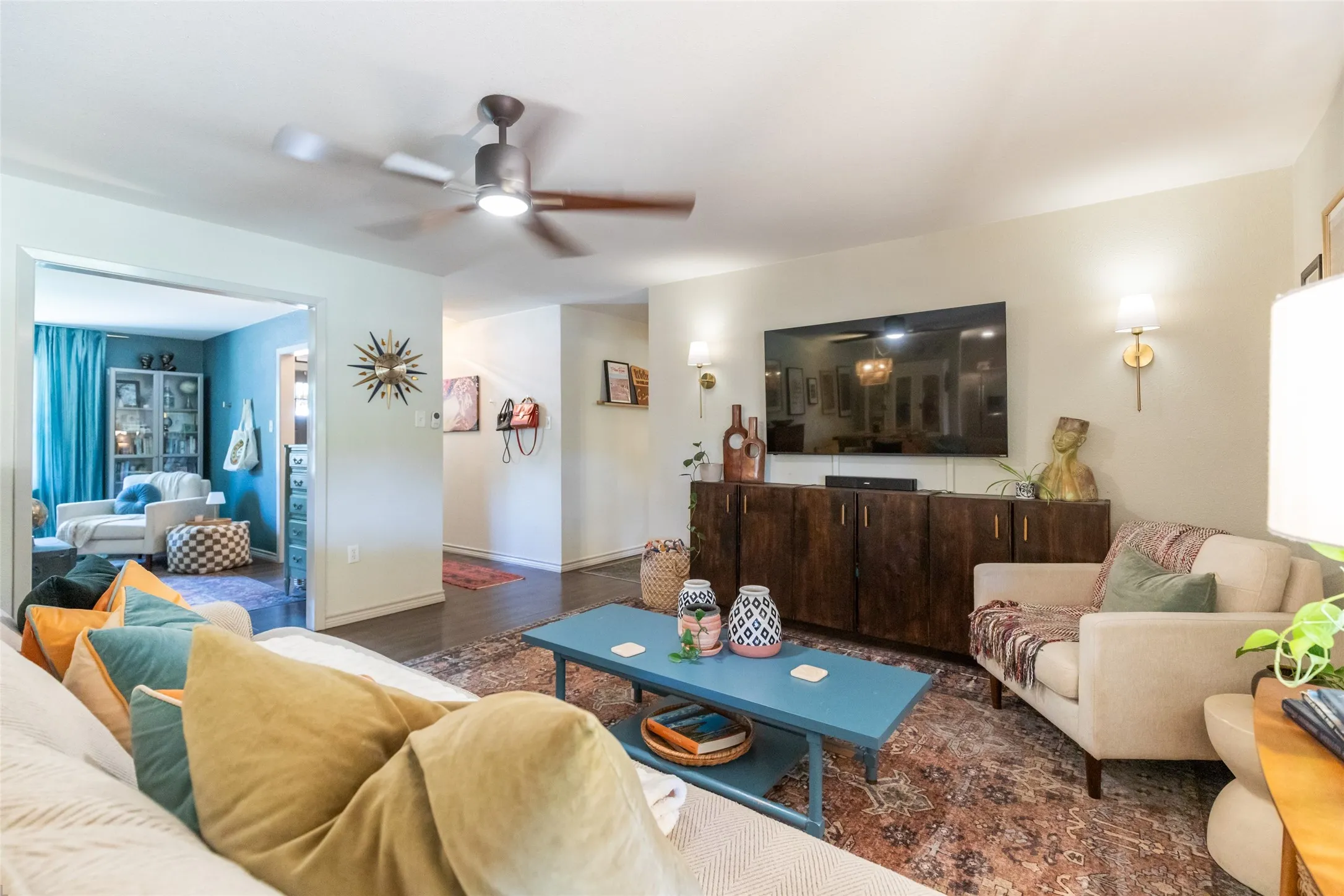 Single Family Residence For Sale in Taylor County , 1626 Marsalis Drive, Abilene, Texas 79603, 3 Bedroom, 2 Bathroom, 2 Garage spaces, 1,590 Sqft, built in 1963, mls#21353741, Real Estate Agent in Abilene, Homes For Sale in Taylor county, Homes For Sale in Abilene, Realtor in Abilene Texas, Real Estate Brokerage Independent Realty Texas, Luminita Cordes Realtor