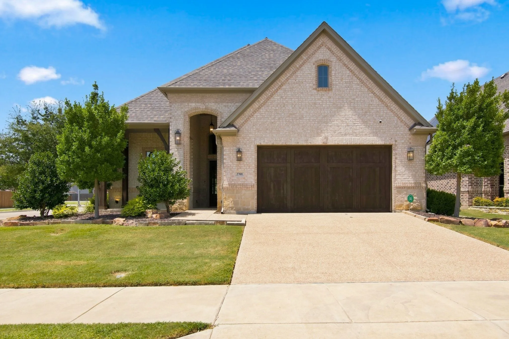 Single Family Residence For Sale in Tarrant County , 2701 Trinity Trail Way, Fort Worth, Texas 76118, 4 Bedroom, 4 Bathroom, 2 Garage spaces, 3,026 Sqft, built in 2018, mls#21350414, Real Estate Agent in Fort Worth, Homes For Sale in Tarrant county, Homes For Sale in Fort Worth, Realtor in Fort Worth Texas, Real Estate Brokerage Independent Realty Texas, Luminita Cordes Realtor