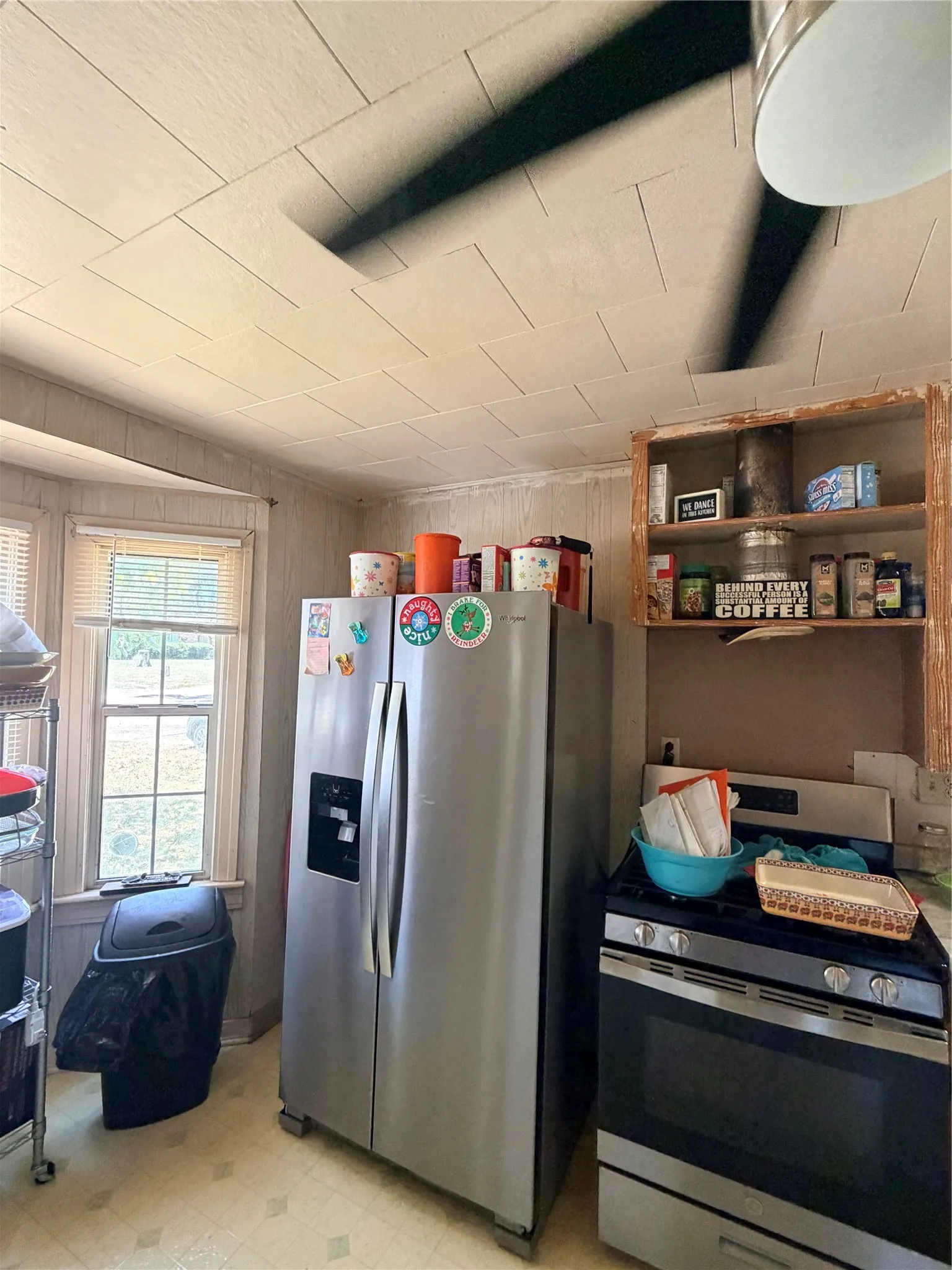 Single Family Residence For Sale in Falls County , 744 Chilton Street, Marlin, Texas 76661, 2 Bedroom, 2 Bathroom, Garage spaces, 1,264 Sqft, built in 1950, mls#21353927, Real Estate Agent in Marlin, Homes For Sale in Falls county, Homes For Sale in Marlin, Realtor in Marlin Texas, Real Estate Brokerage Independent Realty Texas, Luminita Cordes Realtor