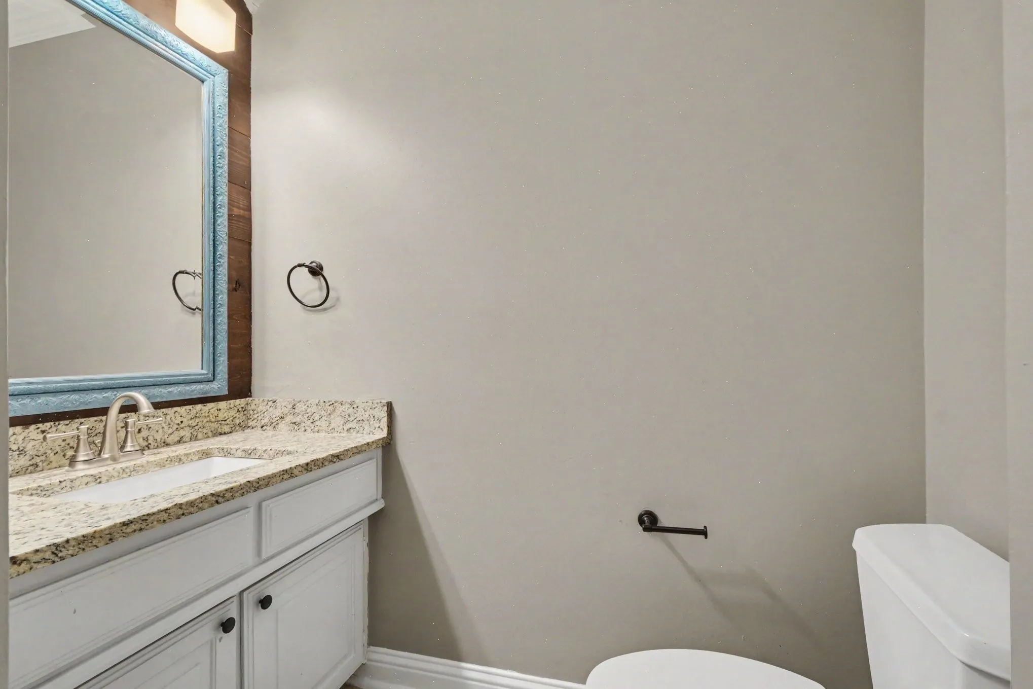 Single Family Residence For Sale in Denton County , 3711 Penny Lane, Carrollton, Texas 75007, 4 Bedroom, 3 Bathroom, 2 Garage spaces, 2,411 Sqft, built in 1991, mls#21353307, Real Estate Agent in Carrollton, Homes For Sale in Denton county, Homes For Sale in Carrollton, Realtor in Carrollton Texas, Real Estate Brokerage Independent Realty Texas, Luminita Cordes Realtor