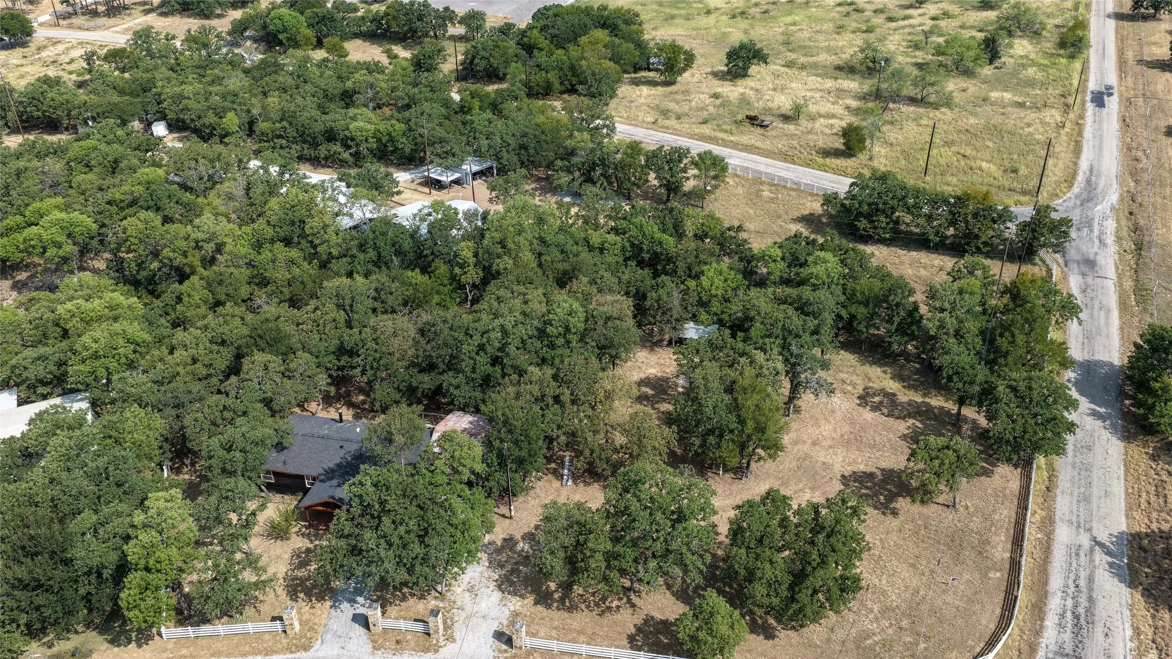Mobile Home For Sale in Wise County , 469 County Road 1743, Chico, Texas 76431, 3 Bedroom, 2 Bathroom, Garage spaces, 1,700 Sqft, built in 2024, Price $249,999, mls#21353449, Real Estate Agent in Chico, Homes For Sale in Wise county, Homes For Sale in Chico, Realtor in Chico Texas, Real Estate Brokerage Independent Realty Texas, Luminita Cordes Realtor