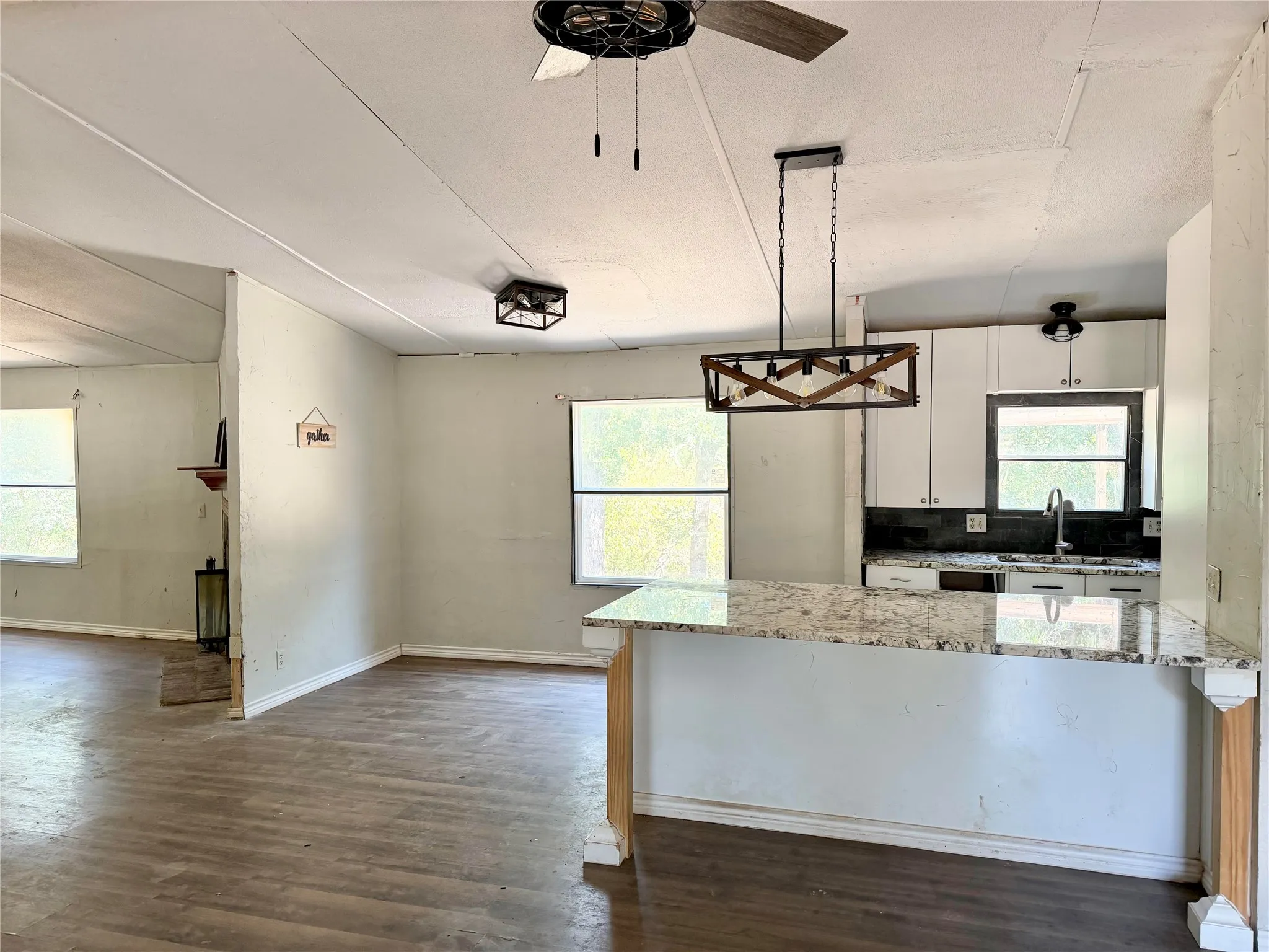 Mobile Home For Sale in Wise County , 469 County Road 1743, Chico, Texas 76431, 3 Bedroom, 2 Bathroom, Garage spaces, 1,700 Sqft, built in 2024, Price $249,999, mls#21353449, Real Estate Agent in Chico, Homes For Sale in Wise county, Homes For Sale in Chico, Realtor in Chico Texas, Real Estate Brokerage Independent Realty Texas, Luminita Cordes Realtor
