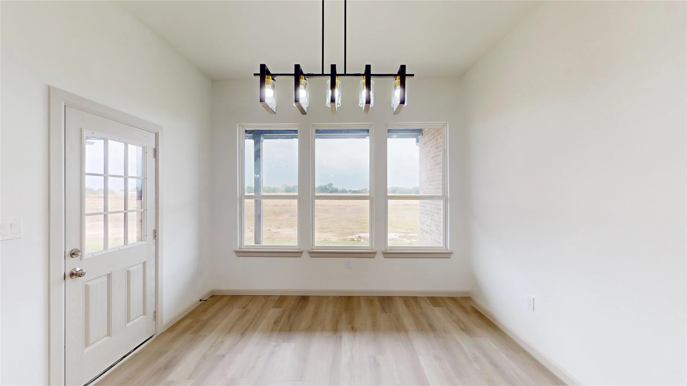 Single Family Residence For Sale in Rains County , 235 Private Road 5440, Point, Texas 75472, 5 Bedroom, 3 Bathroom, 2 Garage spaces, 2,589 Sqft, built in 2025, mls#21352457, Real Estate Agent in Point, Homes For Sale in Rains county, Homes For Sale in Point, Realtor in Point Texas, Real Estate Brokerage Independent Realty Texas, Luminita Cordes Realtor