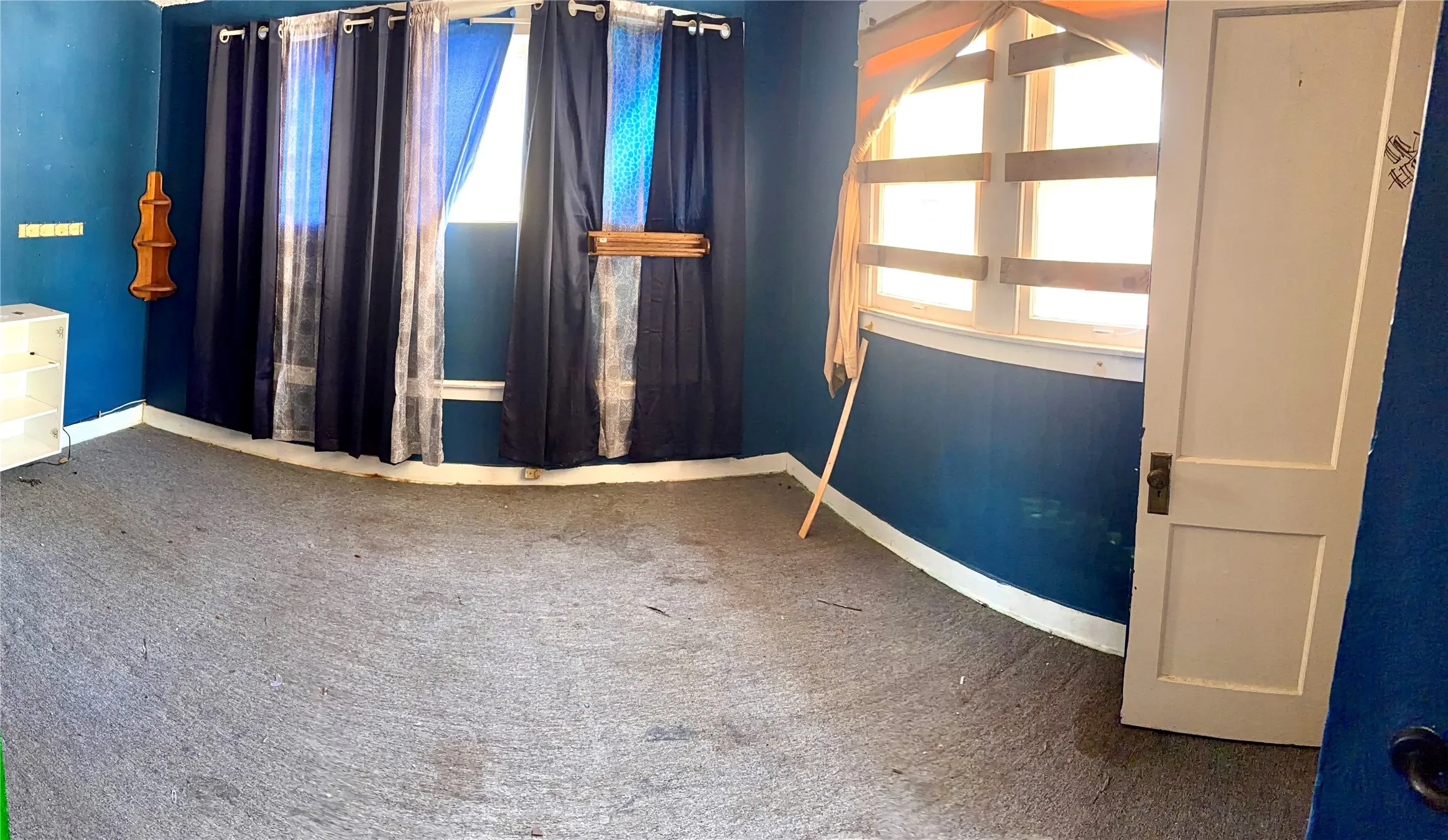 Single Family Residence For Sale in Dallas County , 110 N Marlborough Avenue, Dallas, Texas 75208, 3 Bedroom, 2 Bathroom, Garage spaces, 1,220 Sqft, built in 1928, mls#21353899, Real Estate Agent in Dallas, Homes For Sale in Dallas county, Homes For Sale in Dallas, Realtor in Dallas Texas, Real Estate Brokerage Independent Realty Texas, Luminita Cordes Realtor