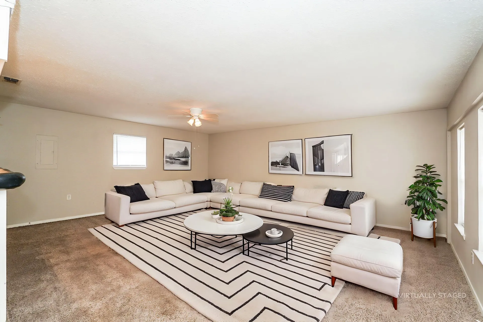 Single Family Residence For Rent in Tarrant County , 3417 Willowcrest Drive, North Richland Hills, Texas 76117, 3 Bedroom, 2 Bathroom, Garage spaces, 2,228 Sqft, built in 1975, mls#21353963, Real Estate Agent in North Richland Hills, Homes For Rent in Tarrant county, Homes For Rent in North Richland Hills, Realtor in North Richland Hills Texas, Real Estate Brokerage Independent Realty Texas, Luminita Cordes Realtor