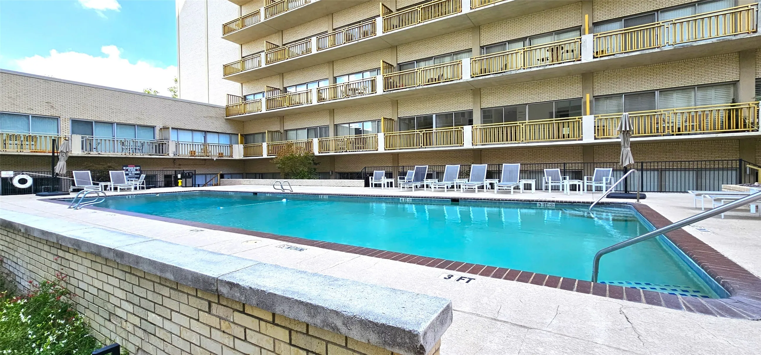 Retail For Rent in Dallas County , 6211 W Northwest Highway C253 West Wing Unit, Dallas, Texas 75225, 0, 0, Garage spaces, 0 Sqft, built in 1966, Price $2,000, mls#21353812, Real Estate Agent in Dallas, Homes For Rent in Dallas county, Homes For Rent in Dallas, Realtor in Dallas Texas, Real Estate Brokerage Independent Realty Texas, Luminita Cordes Realtor