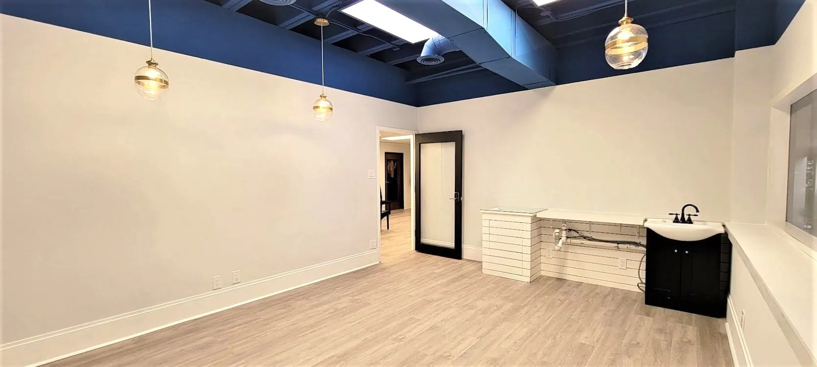 Retail For Rent in Dallas County , 6211 W Northwest Highway C253 West Wing Unit, Dallas, Texas 75225, 0, 0, Garage spaces, 0 Sqft, built in 1966, Price $2,000, mls#21353812, Real Estate Agent in Dallas, Homes For Rent in Dallas county, Homes For Rent in Dallas, Realtor in Dallas Texas, Real Estate Brokerage Independent Realty Texas, Luminita Cordes Realtor