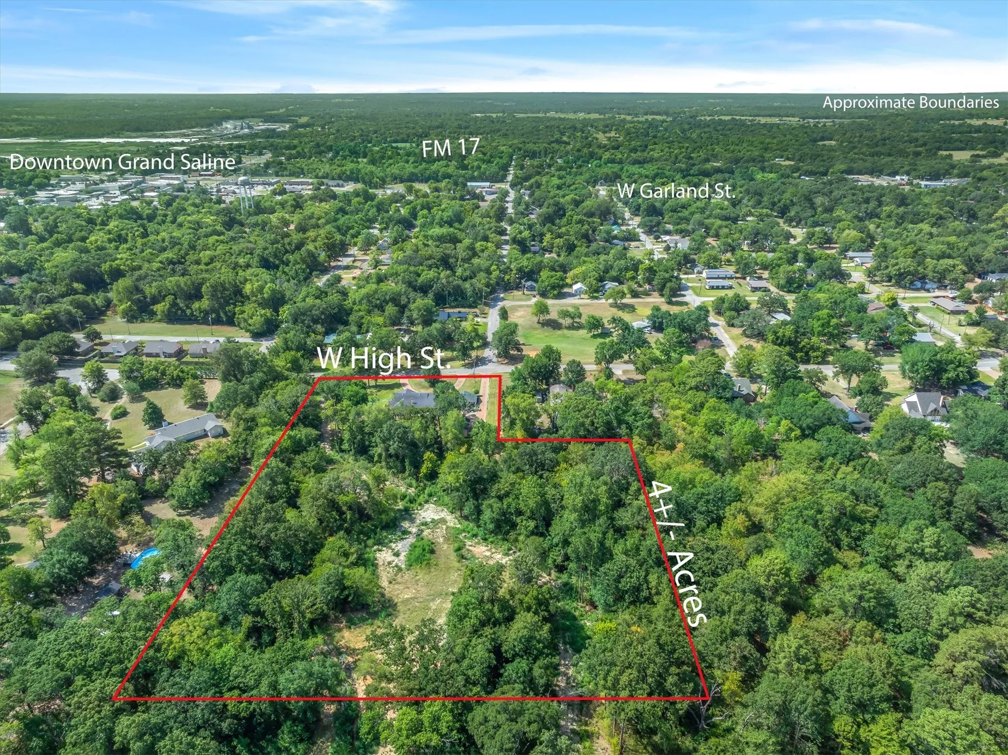 Single Family Residence For Sale in Van Zandt County , 522 W High Street, Grand Saline, Texas 75140, 4 Bedroom, 3 Bathroom, 2 Garage spaces, 3,552 Sqft, built in 1973, mls#21353857, Real Estate Agent in Grand Saline, Homes For Sale in Van Zandt county, Homes For Sale in Grand Saline, Realtor in Grand Saline Texas, Real Estate Brokerage Independent Realty Texas, Luminita Cordes Realtor