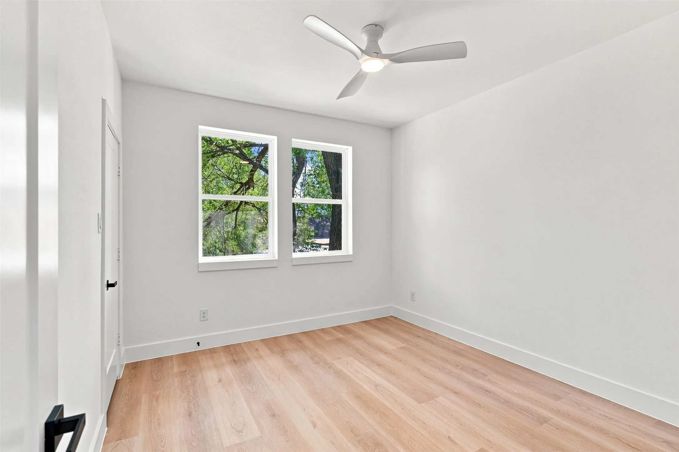 Single Family Residence For Sale in Dallas County , 3110 Pennsylvania Avenue, Dallas, Texas 75215, 3 Bedroom, 3 Bathroom, 2 Garage spaces, 1,711 Sqft, built in 2026, mls#21353787, Real Estate Agent in Dallas, Homes For Sale in Dallas county, Homes For Sale in Dallas, Realtor in Dallas Texas, Real Estate Brokerage Independent Realty Texas, Luminita Cordes Realtor