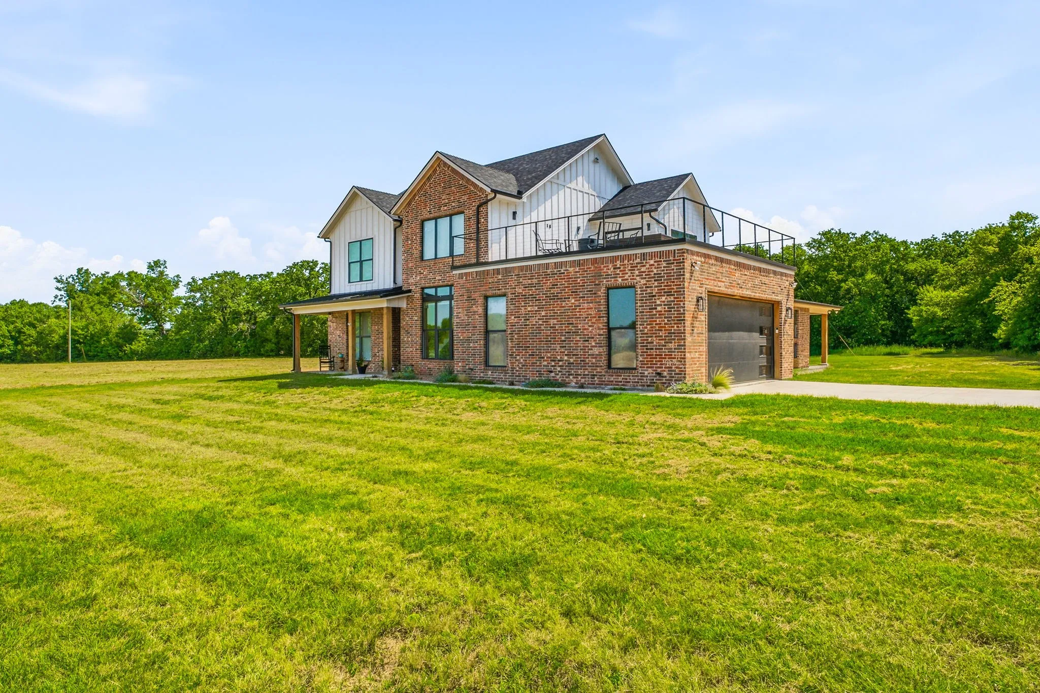 Farm For Sale in Erath County , 3685 Farm Road 205, Stephenville, Texas 76401, 4 Bedrooms, 4 Bathrooms, 2 Garage spaces, 3,688 Sqft, built in 2022, Price $1,395,000, mls#21347492, Real Estate Agent in Stephenville, Homes For Sale in Erath county, Homes For Sale in Stephenville, Realtor in Stephenville Texas, Real Estate Brokerage Independent Realty Texas, Luminita Cordes Realtor