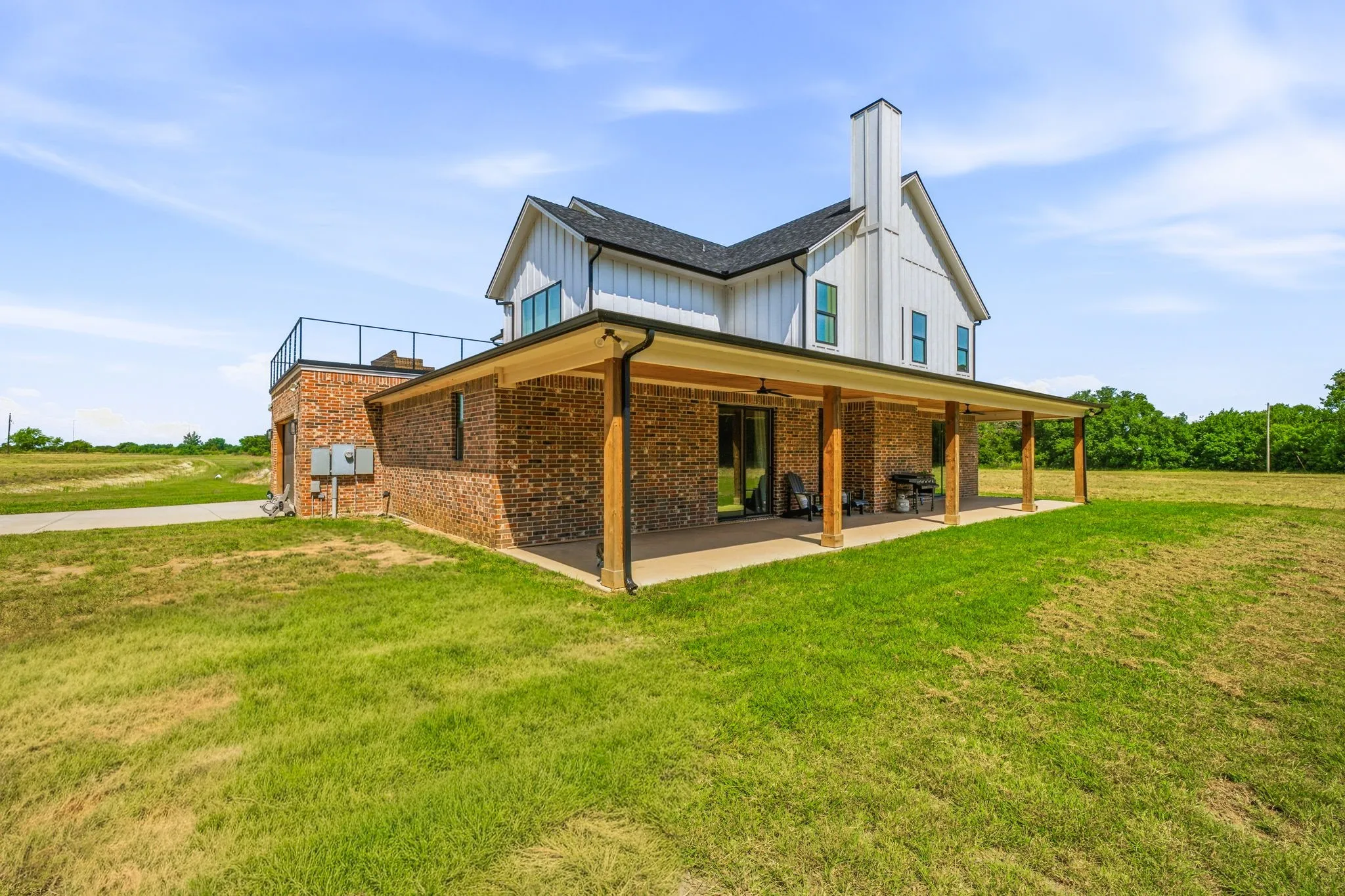 Farm For Sale in Erath County , 3685 Farm Road 205, Stephenville, Texas 76401, 4 Bedrooms, 4 Bathrooms, 2 Garage spaces, 3,688 Sqft, built in 2022, Price $1,395,000, mls#21347492, Real Estate Agent in Stephenville, Homes For Sale in Erath county, Homes For Sale in Stephenville, Realtor in Stephenville Texas, Real Estate Brokerage Independent Realty Texas, Luminita Cordes Realtor