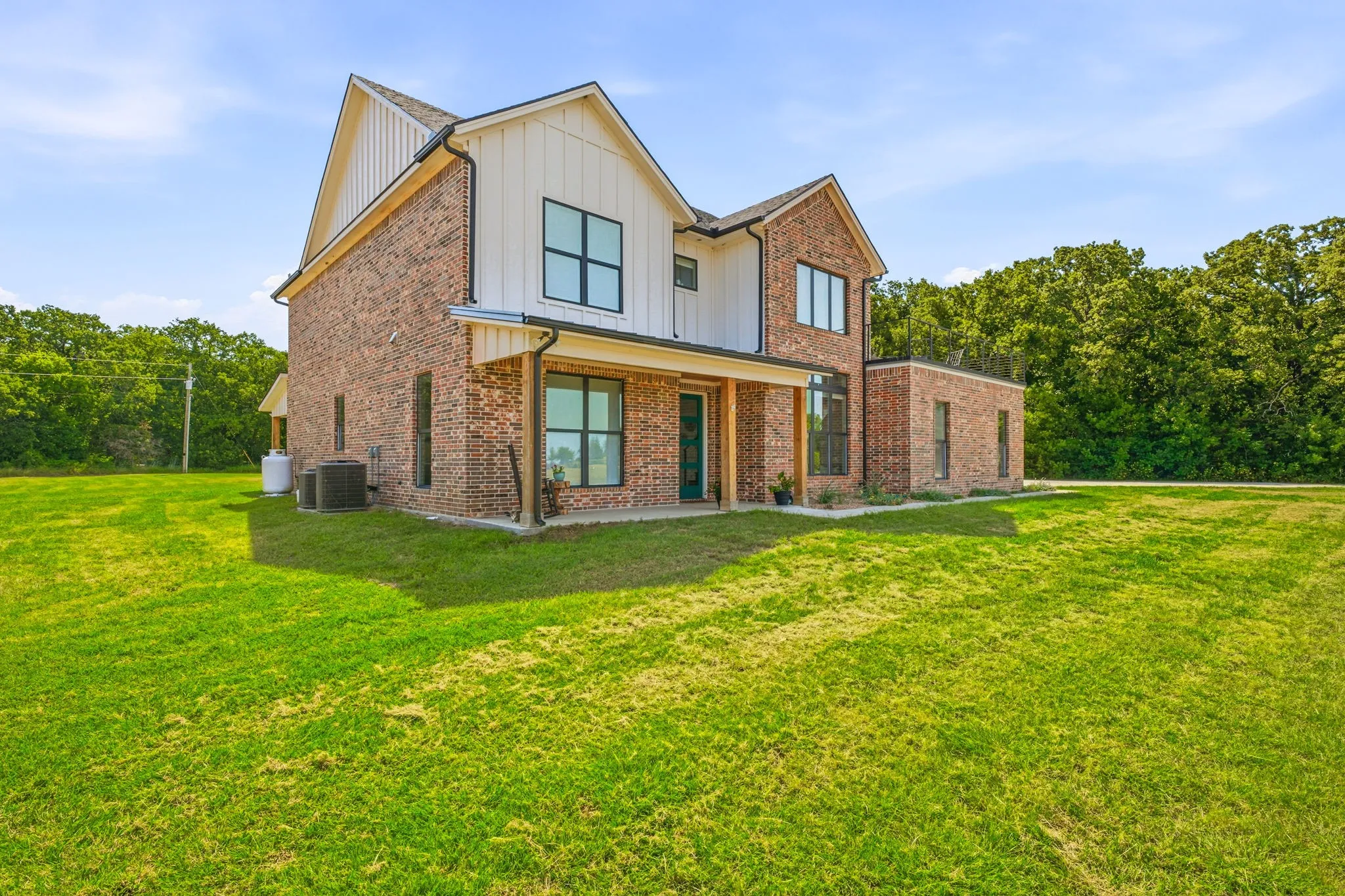 Farm For Sale in Erath County , 3685 Farm Road 205, Stephenville, Texas 76401, 4 Bedrooms, 4 Bathrooms, 2 Garage spaces, 3,688 Sqft, built in 2022, Price $1,395,000, mls#21347492, Real Estate Agent in Stephenville, Homes For Sale in Erath county, Homes For Sale in Stephenville, Realtor in Stephenville Texas, Real Estate Brokerage Independent Realty Texas, Luminita Cordes Realtor