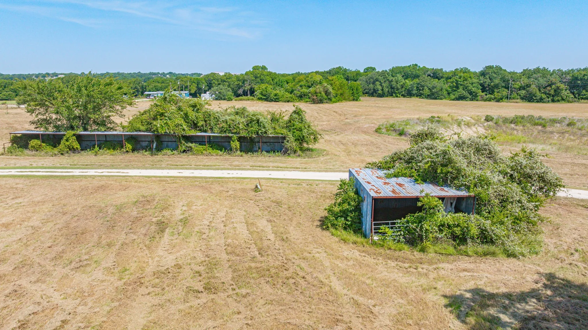 Farm For Sale in Erath County , 3685 Farm Road 205, Stephenville, Texas 76401, 4 Bedrooms, 4 Bathrooms, 2 Garage spaces, 3,688 Sqft, built in 2022, Price $1,395,000, mls#21347492, Real Estate Agent in Stephenville, Homes For Sale in Erath county, Homes For Sale in Stephenville, Realtor in Stephenville Texas, Real Estate Brokerage Independent Realty Texas, Luminita Cordes Realtor