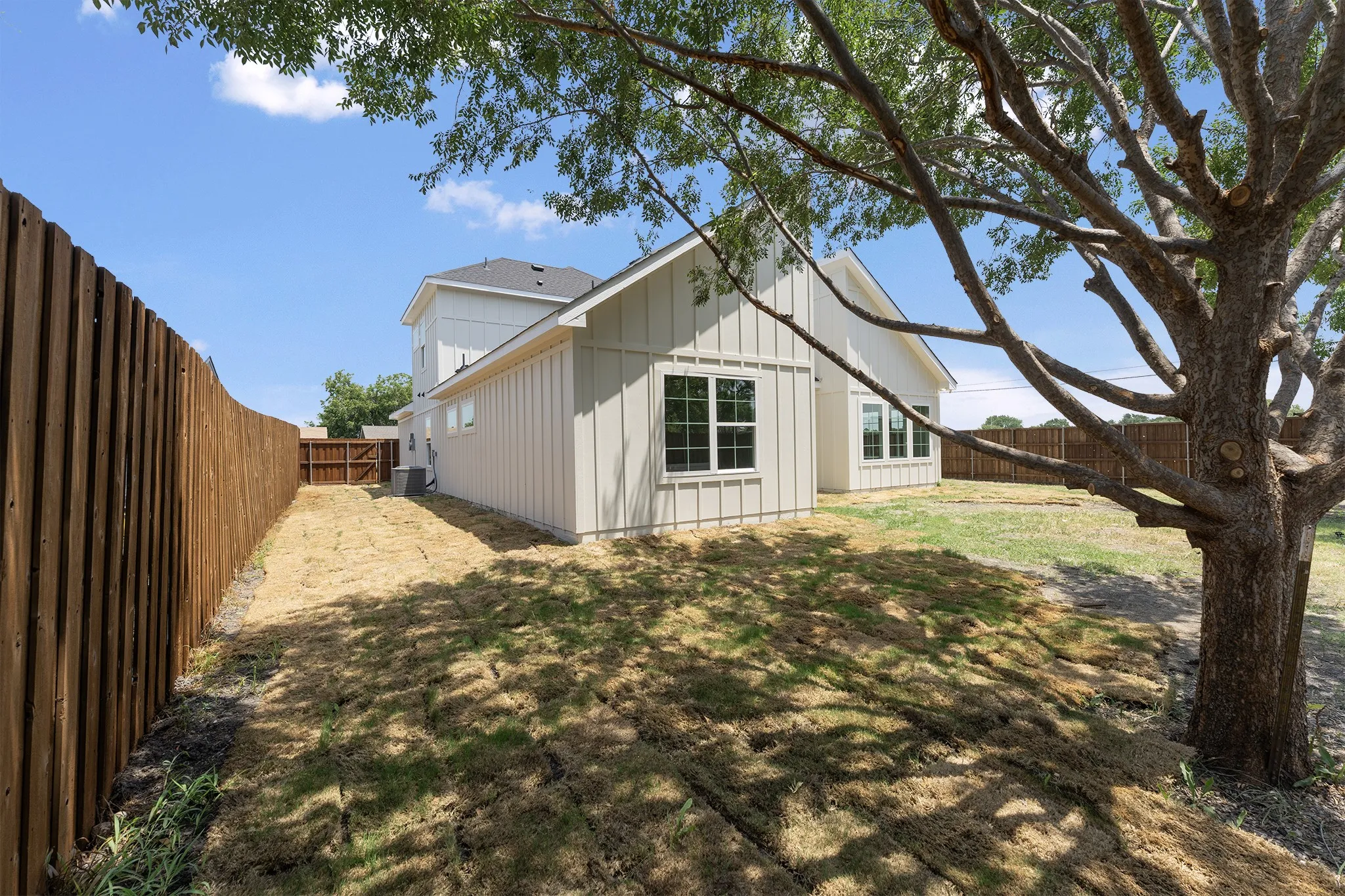 Single Family Residence For Sale in Dallas County , 3825 Williamsburg Drive, Garland, Texas 75043, 4 Bedroom, 3 Bathroom, 2 Garage spaces, 2,363 Sqft, built in 2026, mls#21351081, Real Estate Agent in Garland, Homes For Sale in Dallas county, Homes For Sale in Garland, Realtor in Garland Texas, Real Estate Brokerage Independent Realty Texas, Luminita Cordes Realtor