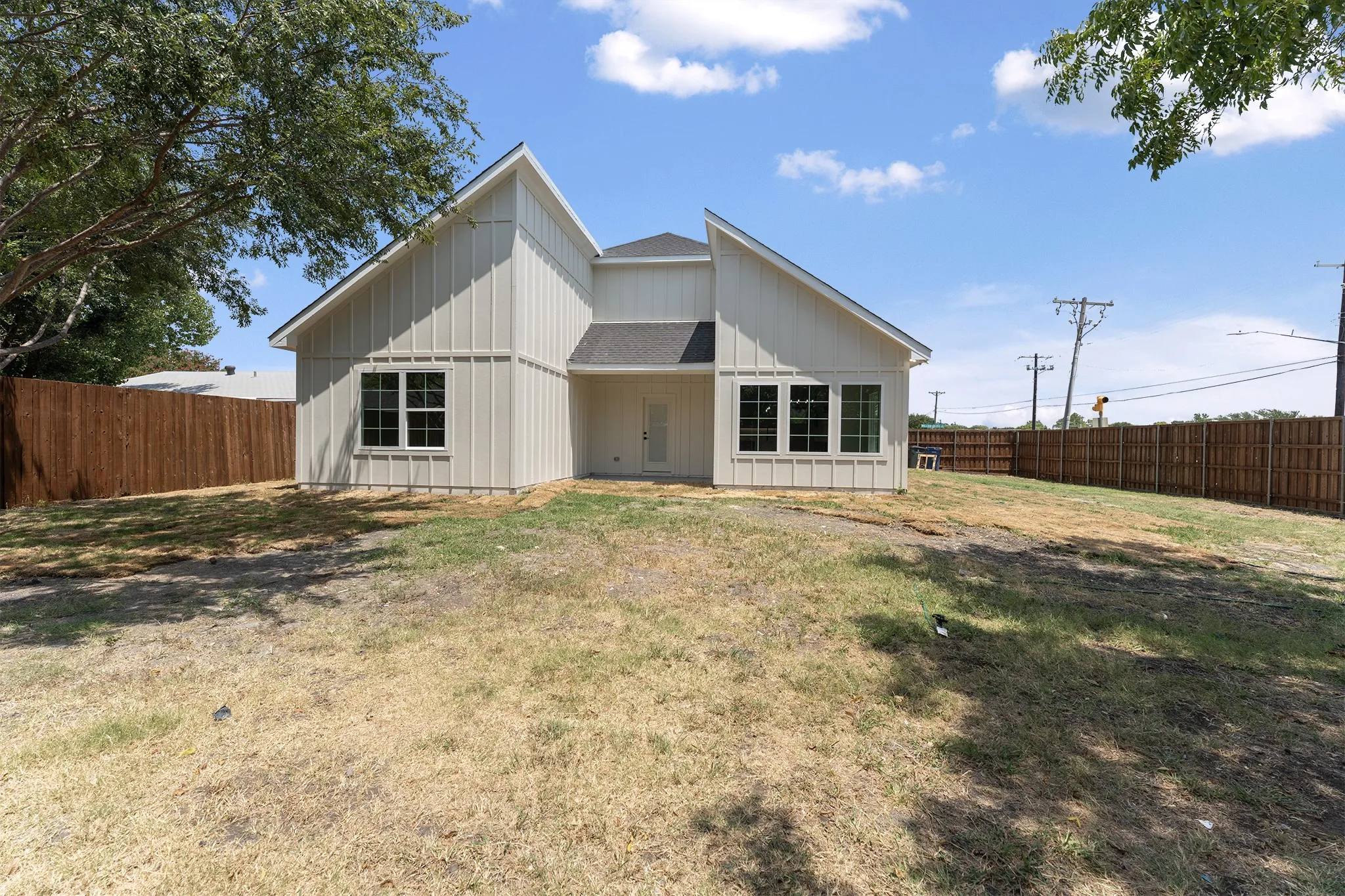 Single Family Residence For Sale in Dallas County , 3825 Williamsburg Drive, Garland, Texas 75043, 4 Bedroom, 3 Bathroom, 2 Garage spaces, 2,363 Sqft, built in 2026, mls#21351081, Real Estate Agent in Garland, Homes For Sale in Dallas county, Homes For Sale in Garland, Realtor in Garland Texas, Real Estate Brokerage Independent Realty Texas, Luminita Cordes Realtor