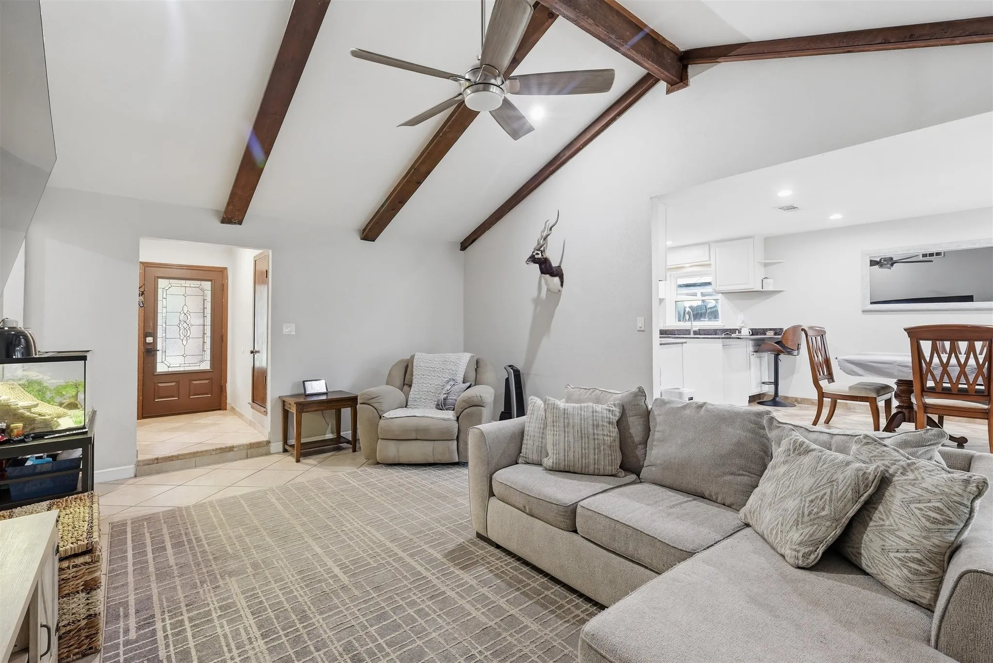 Single Family Residence For Sale in Tarrant County , 1104 Monterrey Street, Bedford, Texas 76022, 4 Bedroom, 2 Bathroom, 2 Garage spaces, 1,616 Sqft, built in 1976, mls#21353992, Real Estate Agent in Bedford, Homes For Sale in Tarrant county, Homes For Sale in Bedford, Realtor in Bedford Texas, Real Estate Brokerage Independent Realty Texas, Luminita Cordes Realtor