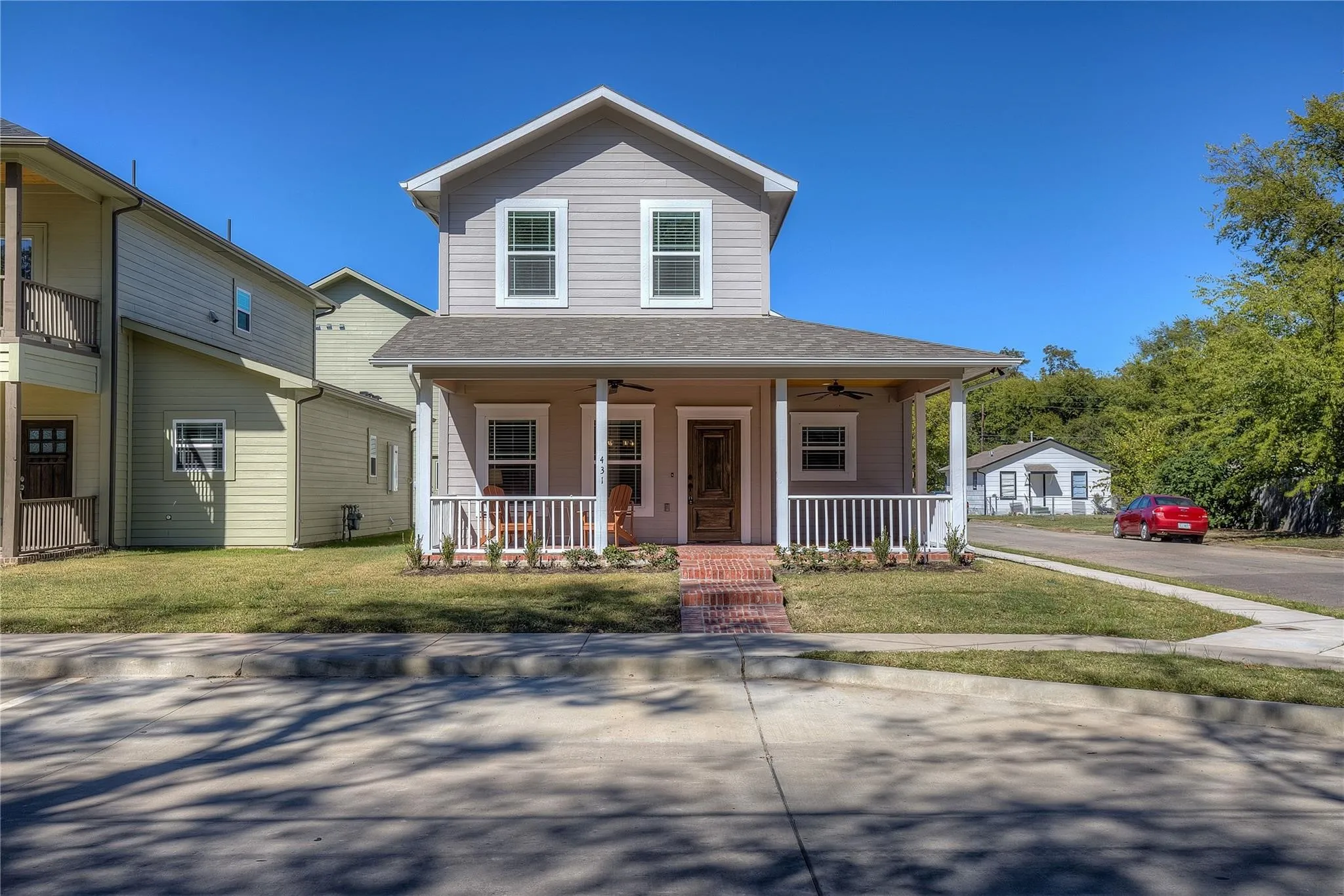 Apartment For Rent in Hopkins County , 431 Connally Street, Sulphur Springs, Texas 75482, 4 Bedrooms, 4 Bathrooms, 2 Garage spaces, 2,400 Sqft, built in 2022, Price $2,750, mls#21353609, Real Estate Agent in Sulphur Springs, Homes For Rent in Hopkins county, Homes For Rent in Sulphur Springs, Realtor in Sulphur Springs Texas, Real Estate Brokerage Independent Realty Texas, Luminita Cordes Realtor