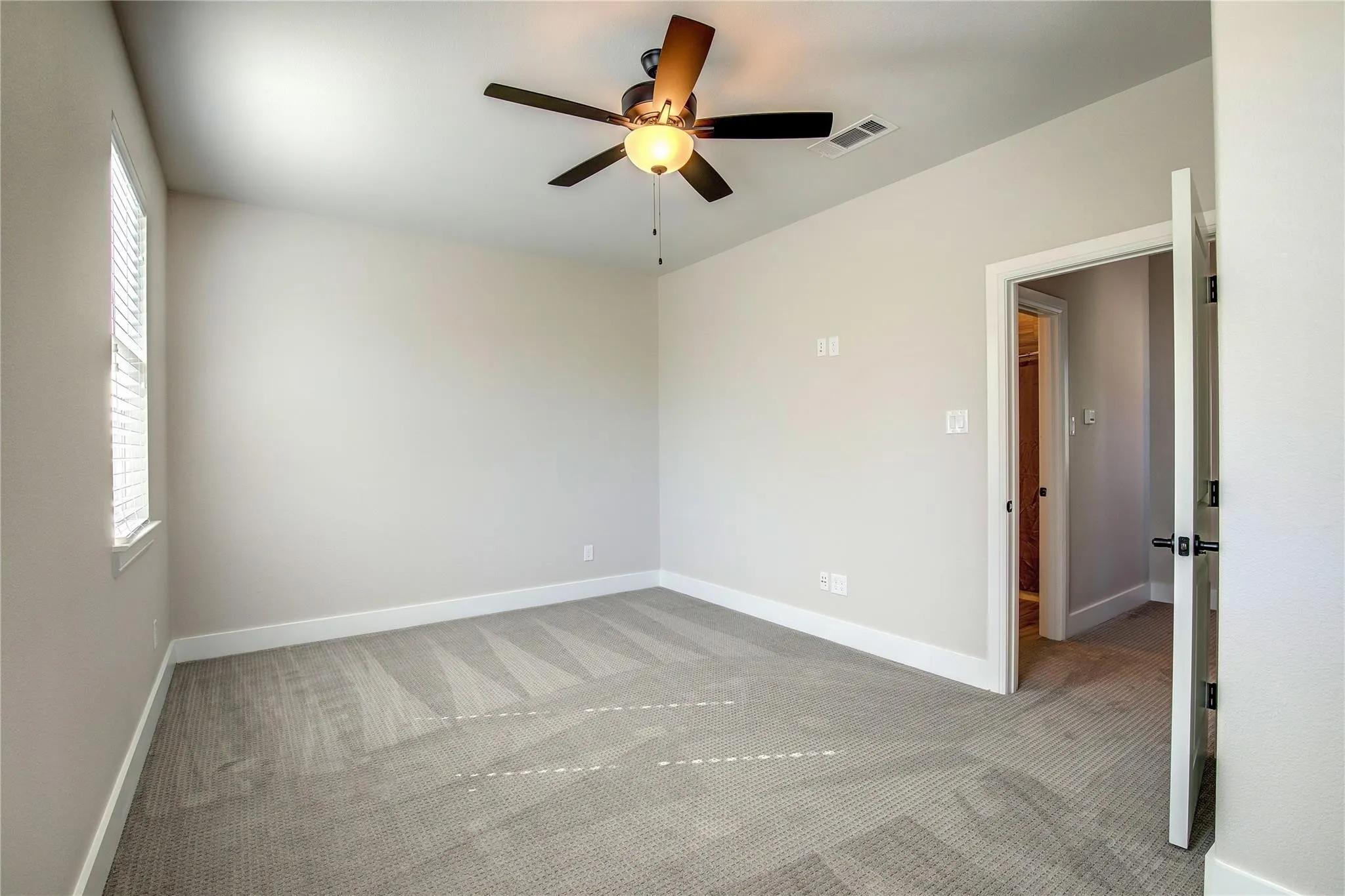 Apartment For Rent in Hopkins County , 431 Connally Street, Sulphur Springs, Texas 75482, 4 Bedrooms, 4 Bathrooms, 2 Garage spaces, 2,400 Sqft, built in 2022, Price $2,750, mls#21353609, Real Estate Agent in Sulphur Springs, Homes For Rent in Hopkins county, Homes For Rent in Sulphur Springs, Realtor in Sulphur Springs Texas, Real Estate Brokerage Independent Realty Texas, Luminita Cordes Realtor