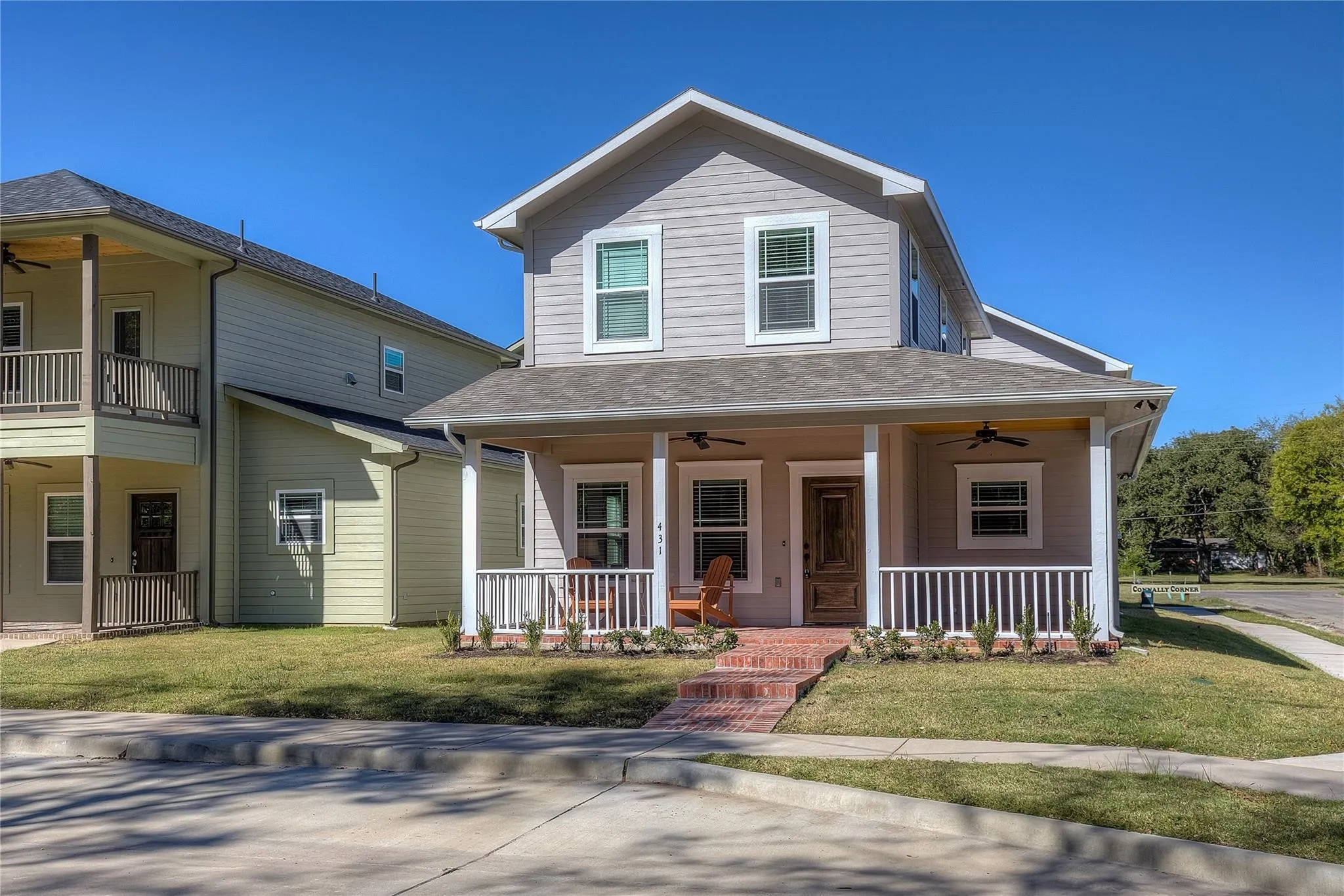 Apartment For Rent in Hopkins County , 431 Connally Street, Sulphur Springs, Texas 75482, 4 Bedrooms, 4 Bathrooms, 2 Garage spaces, 2,400 Sqft, built in 2022, Price $2,750, mls#21353609, Real Estate Agent in Sulphur Springs, Homes For Rent in Hopkins county, Homes For Rent in Sulphur Springs, Realtor in Sulphur Springs Texas, Real Estate Brokerage Independent Realty Texas, Luminita Cordes Realtor