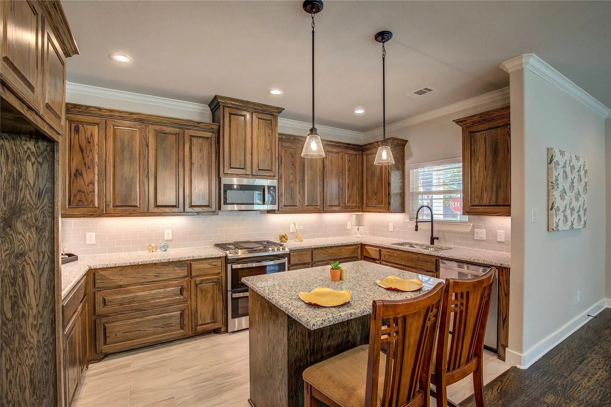 Apartment For Rent in Hopkins County , 431 Connally Street, Sulphur Springs, Texas 75482, 4 Bedrooms, 4 Bathrooms, 2 Garage spaces, 2,400 Sqft, built in 2022, Price $2,750, mls#21353609, Real Estate Agent in Sulphur Springs, Homes For Rent in Hopkins county, Homes For Rent in Sulphur Springs, Realtor in Sulphur Springs Texas, Real Estate Brokerage Independent Realty Texas, Luminita Cordes Realtor