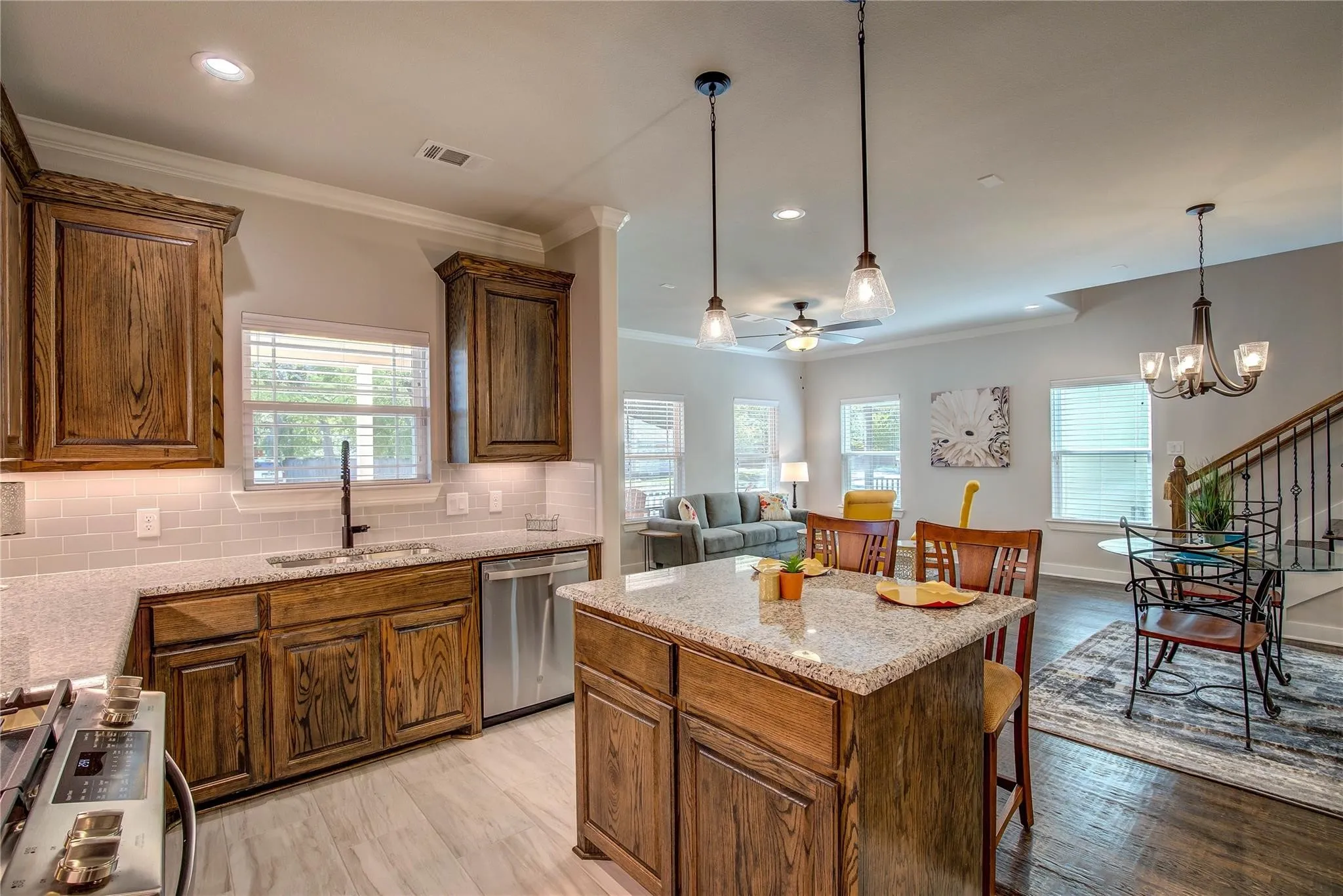 Apartment For Rent in Hopkins County , 431 Connally Street, Sulphur Springs, Texas 75482, 4 Bedrooms, 4 Bathrooms, 2 Garage spaces, 2,400 Sqft, built in 2022, Price $2,750, mls#21353609, Real Estate Agent in Sulphur Springs, Homes For Rent in Hopkins county, Homes For Rent in Sulphur Springs, Realtor in Sulphur Springs Texas, Real Estate Brokerage Independent Realty Texas, Luminita Cordes Realtor