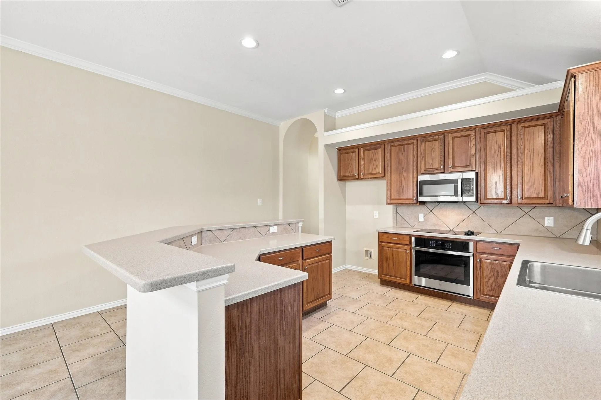 Single Family Residence For Rent in Denton County , 2250 Maserati Drive, Frisco, Texas 75033, 3 Bedroom, 2 Bathroom, 2 Garage spaces, 2,168 Sqft, built in 2003, mls#21353999, Real Estate Agent in Frisco, Homes For Rent in Denton county, Homes For Rent in Frisco, Realtor in Frisco Texas, Real Estate Brokerage Independent Realty Texas, Luminita Cordes Realtor