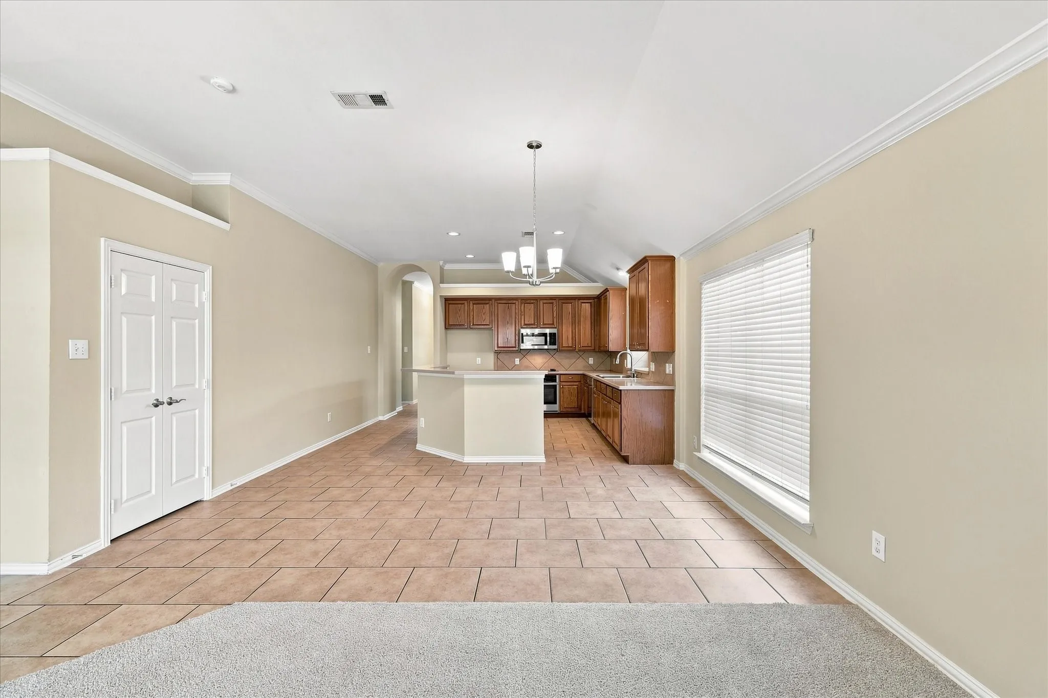Single Family Residence For Rent in Denton County , 2250 Maserati Drive, Frisco, Texas 75033, 3 Bedroom, 2 Bathroom, 2 Garage spaces, 2,168 Sqft, built in 2003, mls#21353999, Real Estate Agent in Frisco, Homes For Rent in Denton county, Homes For Rent in Frisco, Realtor in Frisco Texas, Real Estate Brokerage Independent Realty Texas, Luminita Cordes Realtor