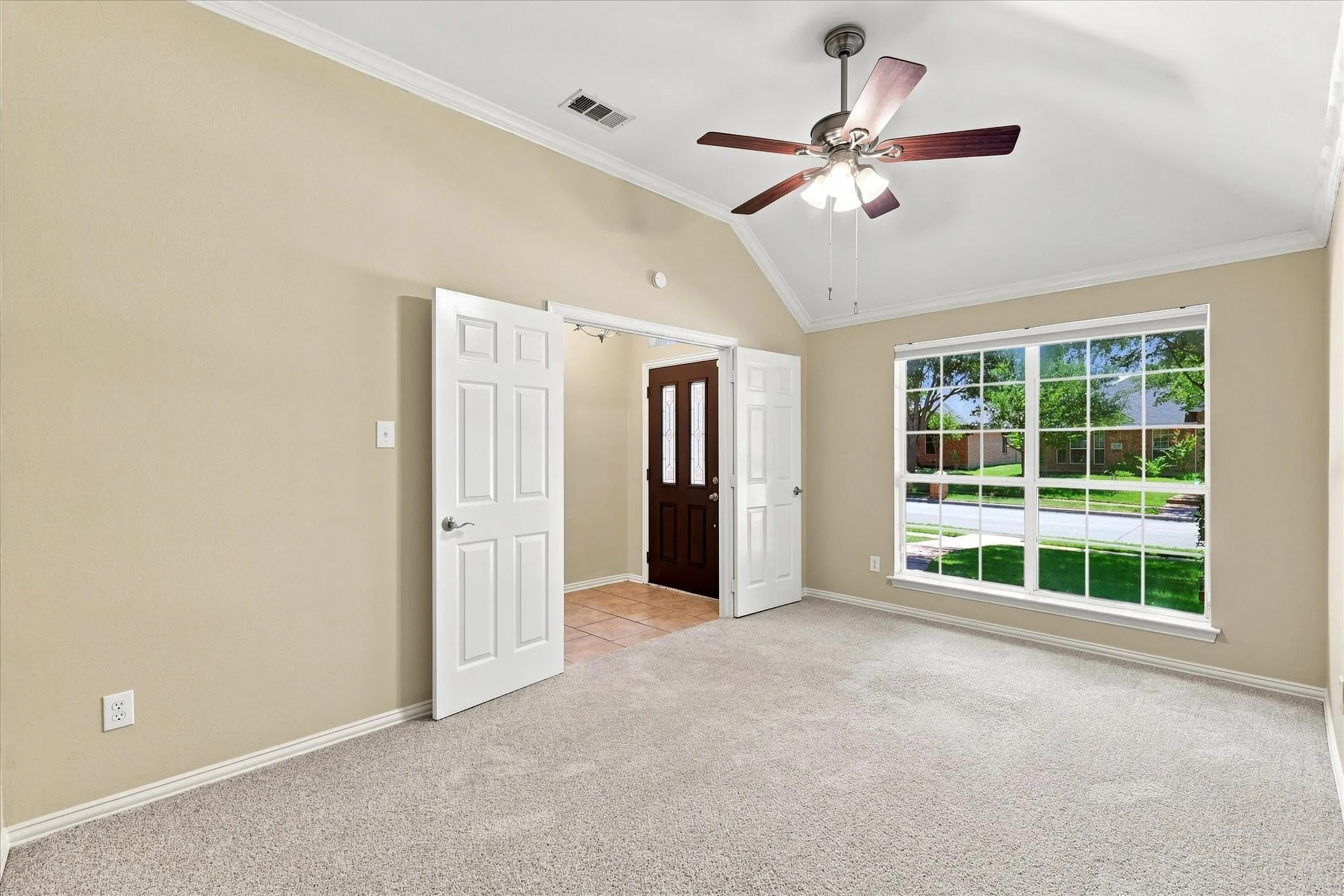 Single Family Residence For Rent in Denton County , 2250 Maserati Drive, Frisco, Texas 75033, 3 Bedroom, 2 Bathroom, 2 Garage spaces, 2,168 Sqft, built in 2003, mls#21353999, Real Estate Agent in Frisco, Homes For Rent in Denton county, Homes For Rent in Frisco, Realtor in Frisco Texas, Real Estate Brokerage Independent Realty Texas, Luminita Cordes Realtor