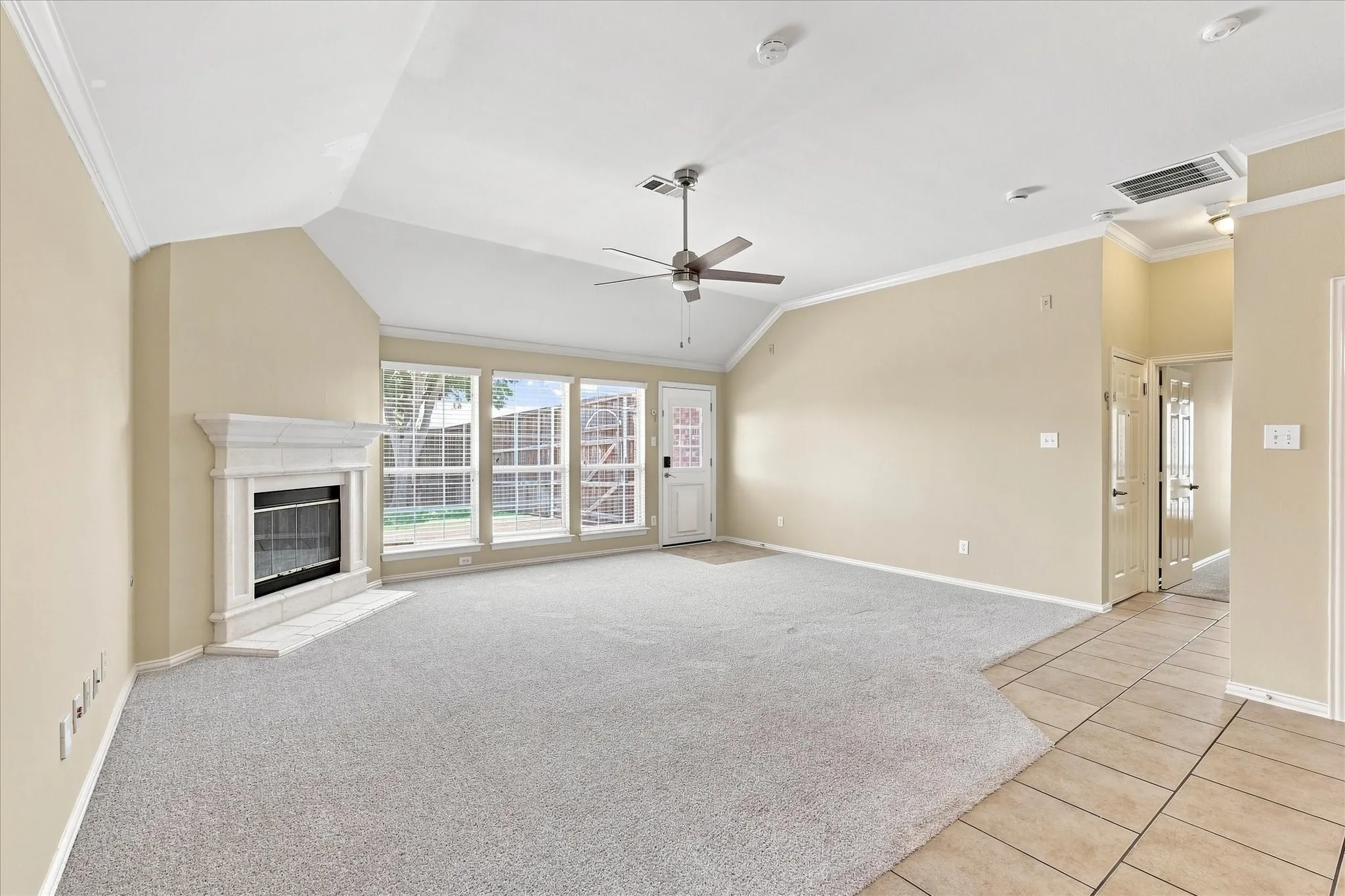 Single Family Residence For Rent in Denton County , 2250 Maserati Drive, Frisco, Texas 75033, 3 Bedroom, 2 Bathroom, 2 Garage spaces, 2,168 Sqft, built in 2003, mls#21353999, Real Estate Agent in Frisco, Homes For Rent in Denton county, Homes For Rent in Frisco, Realtor in Frisco Texas, Real Estate Brokerage Independent Realty Texas, Luminita Cordes Realtor