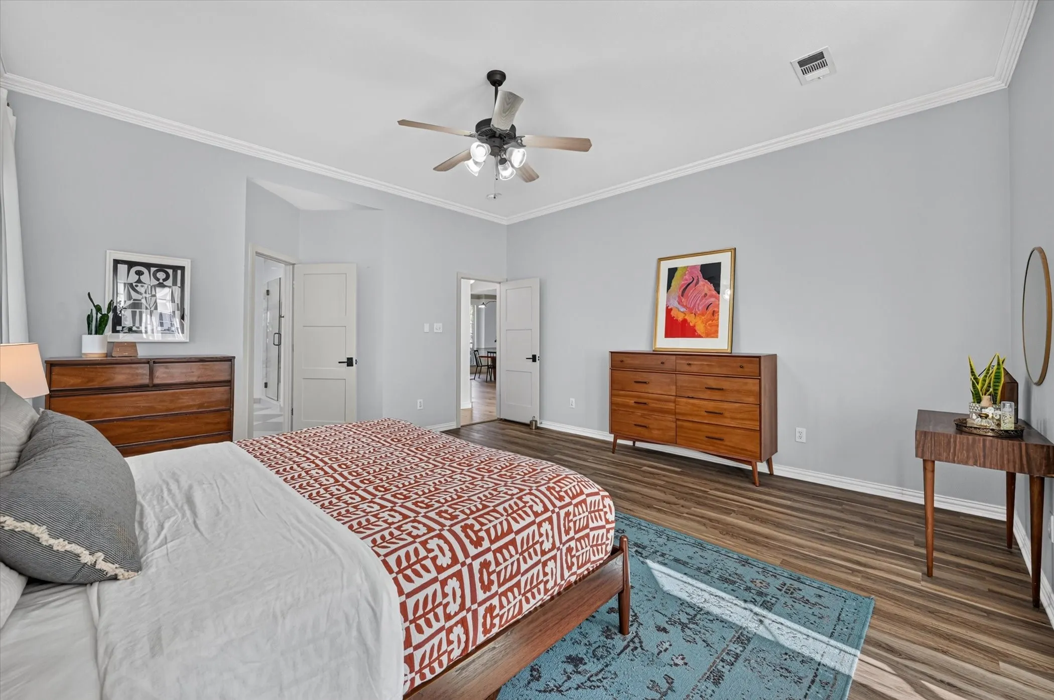 Single Family Residence For Sale in Tarrant County , 805 Hidden Woods Drive, Keller, Texas 76248, 5 Bedroom, 4 Bathroom, 2 Garage spaces, 3,900 Sqft, built in 2001, mls#21351370, Real Estate Agent in Keller, Homes For Sale in Tarrant county, Homes For Sale in Keller, Realtor in Keller Texas, Real Estate Brokerage Independent Realty Texas, Luminita Cordes Realtor