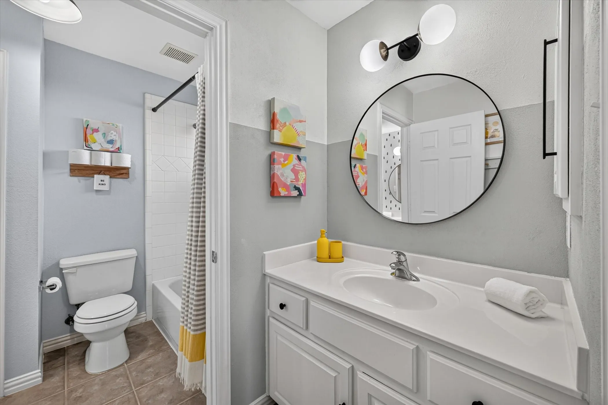 Single Family Residence For Sale in Tarrant County , 805 Hidden Woods Drive, Keller, Texas 76248, 5 Bedroom, 4 Bathroom, 2 Garage spaces, 3,900 Sqft, built in 2001, mls#21351370, Real Estate Agent in Keller, Homes For Sale in Tarrant county, Homes For Sale in Keller, Realtor in Keller Texas, Real Estate Brokerage Independent Realty Texas, Luminita Cordes Realtor