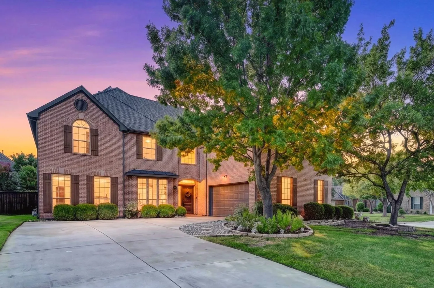 Single Family Residence For Sale in Tarrant County , 805 Hidden Woods Drive, Keller, Texas 76248, 5 Bedroom, 4 Bathroom, 2 Garage spaces, 3,900 Sqft, built in 2001, mls#21351370, Real Estate Agent in Keller, Homes For Sale in Tarrant county, Homes For Sale in Keller, Realtor in Keller Texas, Real Estate Brokerage Independent Realty Texas, Luminita Cordes Realtor