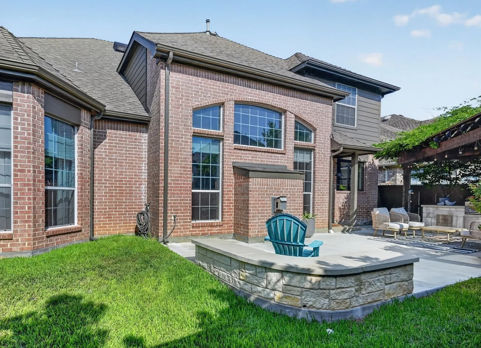 Single Family Residence For Sale in Tarrant County , 805 Hidden Woods Drive, Keller, Texas 76248, 5 Bedroom, 4 Bathroom, 2 Garage spaces, 3,900 Sqft, built in 2001, mls#21351370, Real Estate Agent in Keller, Homes For Sale in Tarrant county, Homes For Sale in Keller, Realtor in Keller Texas, Real Estate Brokerage Independent Realty Texas, Luminita Cordes Realtor
