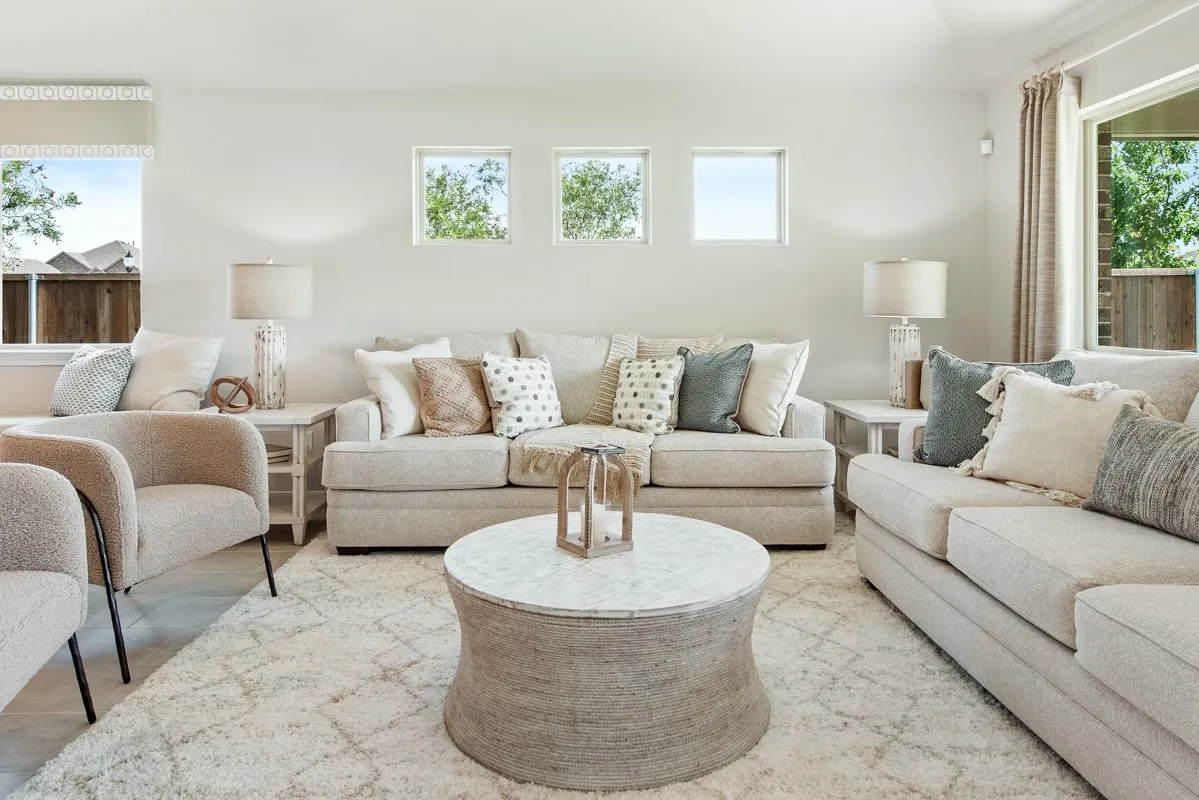 Single Family Residence For Sale in Denton County , 2204 Broken Arrow Drive, Aubrey, Texas 76227, 5 Bedroom, 3 Bathroom, 2 Garage spaces, 2,685 Sqft, built in 2023, mls#21351575, Real Estate Agent in Aubrey, Homes For Sale in Denton county, Homes For Sale in Aubrey, Realtor in Aubrey Texas, Real Estate Brokerage Independent Realty Texas, Luminita Cordes Realtor