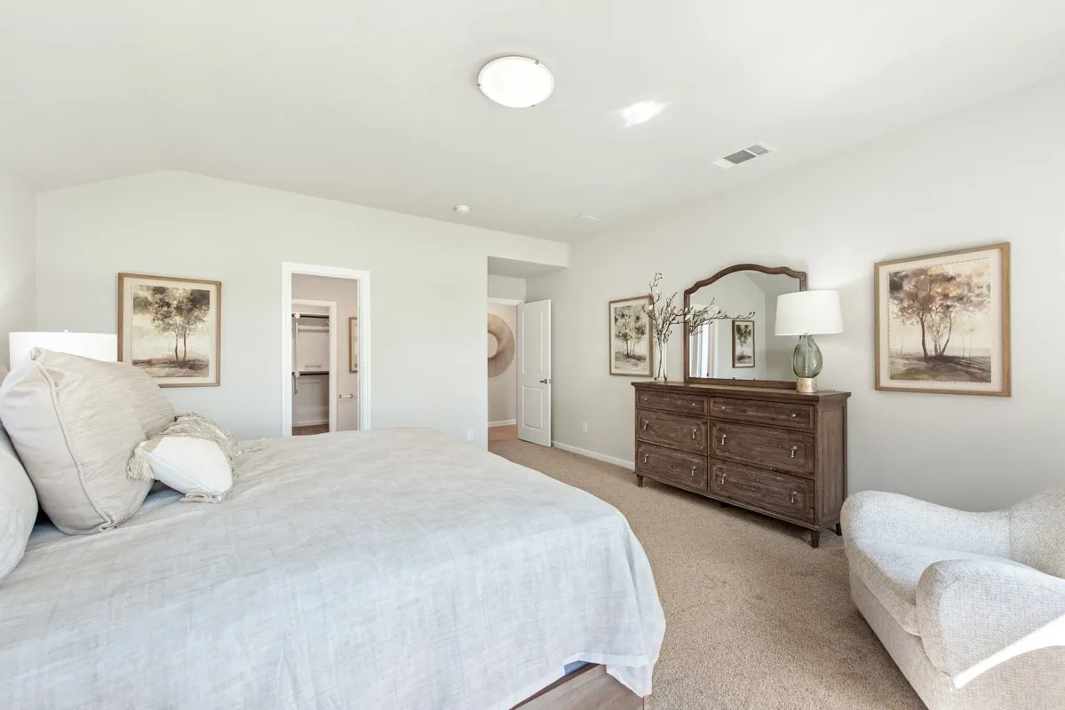 Single Family Residence For Sale in Denton County , 2204 Broken Arrow Drive, Aubrey, Texas 76227, 5 Bedroom, 3 Bathroom, 2 Garage spaces, 2,685 Sqft, built in 2023, mls#21351575, Real Estate Agent in Aubrey, Homes For Sale in Denton county, Homes For Sale in Aubrey, Realtor in Aubrey Texas, Real Estate Brokerage Independent Realty Texas, Luminita Cordes Realtor