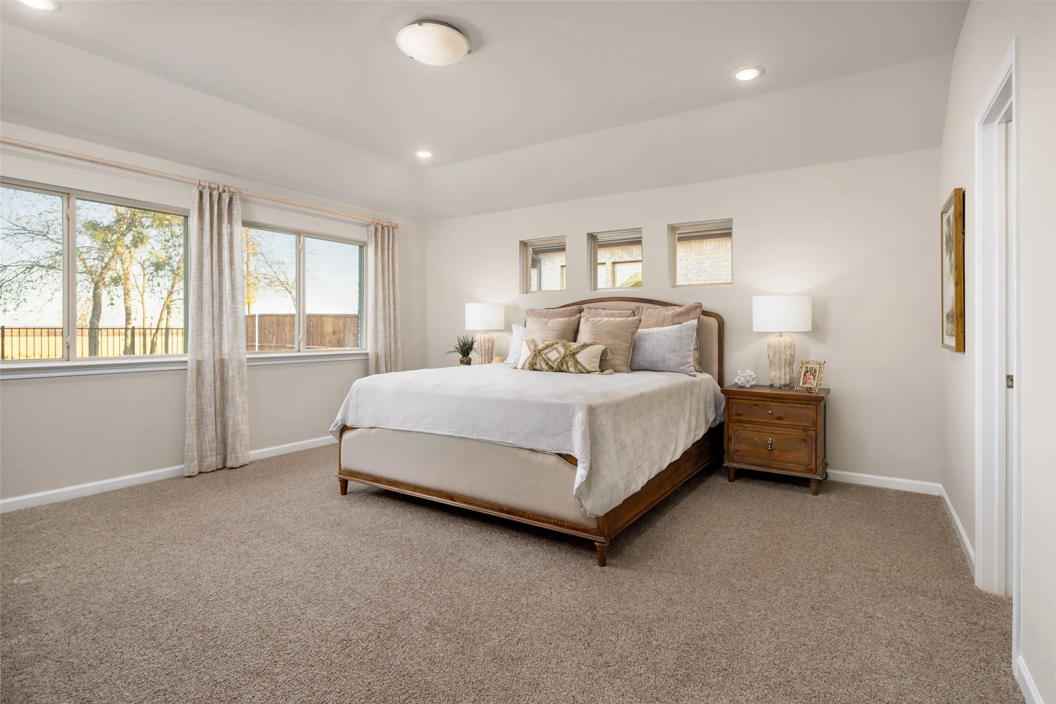 Single Family Residence For Sale in Denton County , 2204 Broken Arrow Drive, Aubrey, Texas 76227, 5 Bedroom, 3 Bathroom, 2 Garage spaces, 2,685 Sqft, built in 2023, mls#21351575, Real Estate Agent in Aubrey, Homes For Sale in Denton county, Homes For Sale in Aubrey, Realtor in Aubrey Texas, Real Estate Brokerage Independent Realty Texas, Luminita Cordes Realtor
